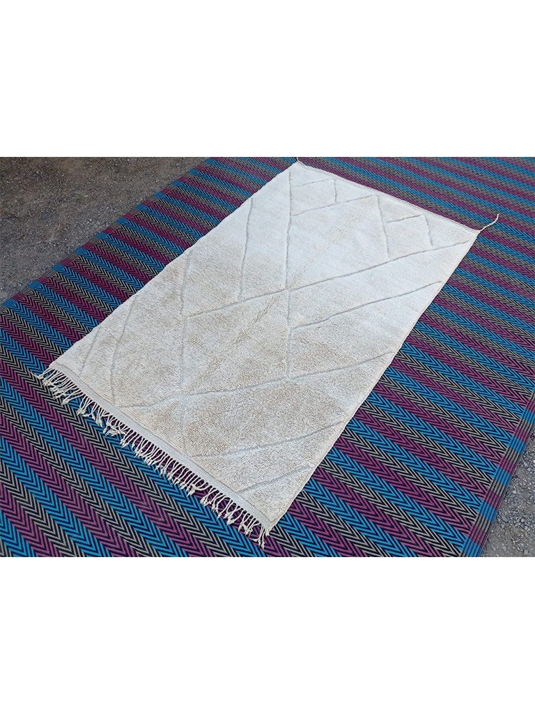 Moroccan-beni-mrirt-wool-rug-Ali-3.jpg