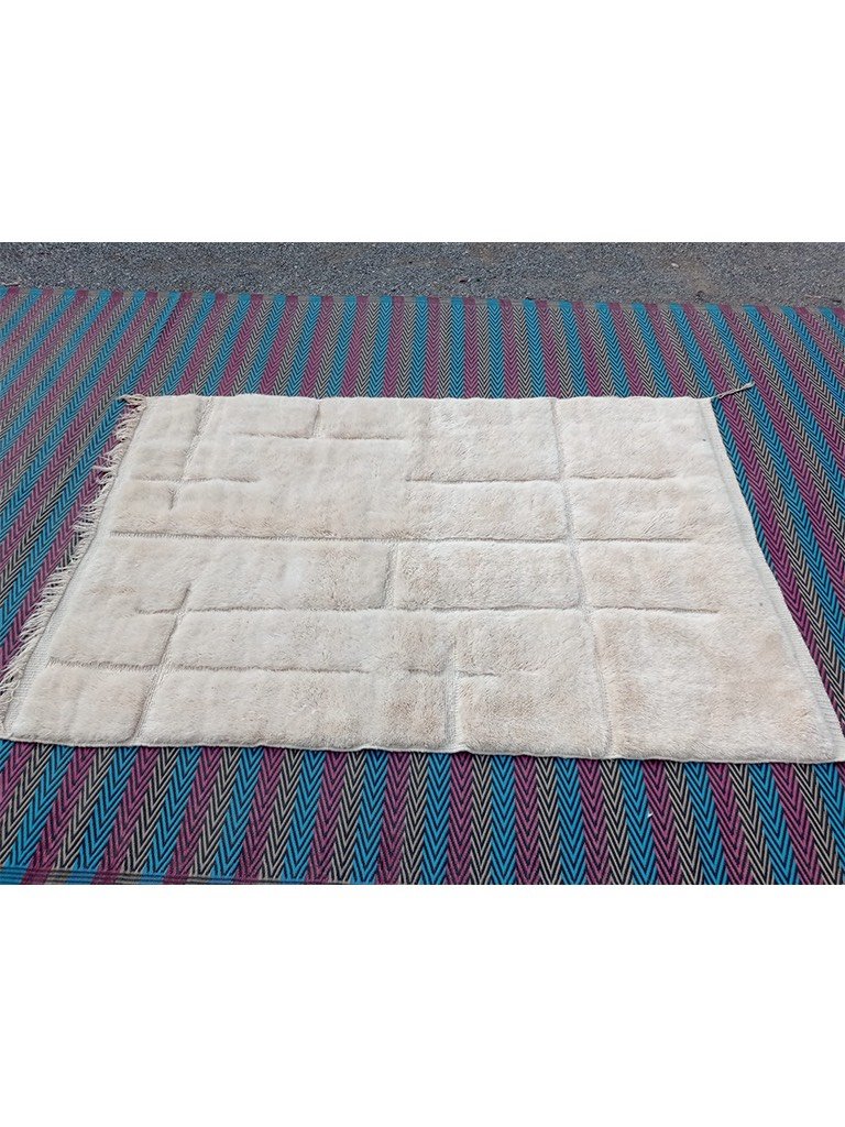 Moroccan-beni-mrirt-wool-rug-Ikram-6.jpg