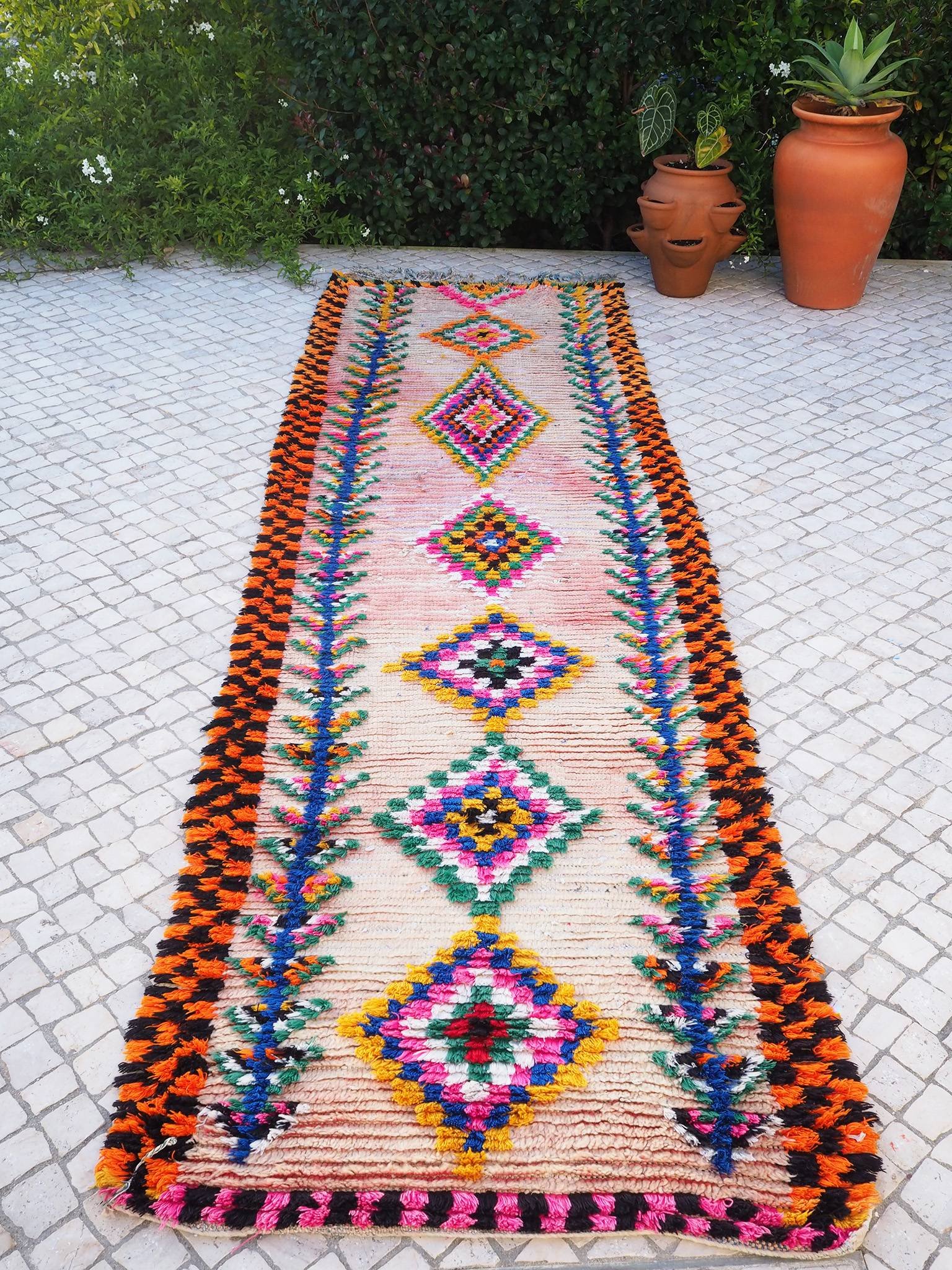 aventyr-moroccan-vintage-boujad-runner-happy-diamonds-2.jpg