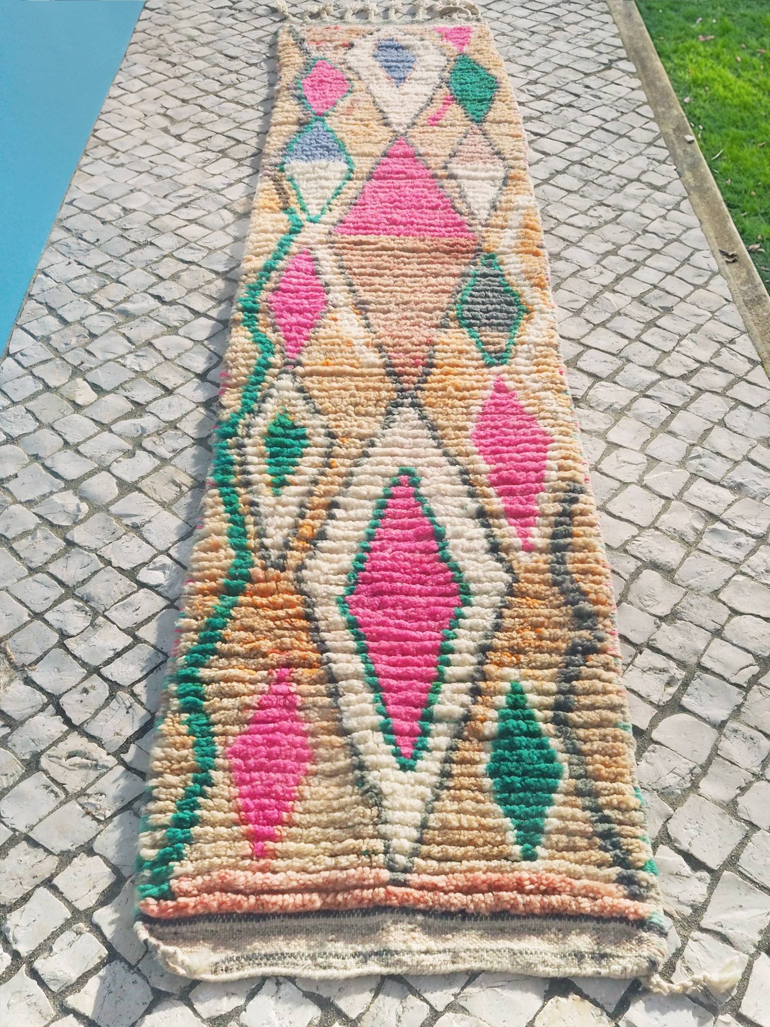 aventyr-moroccan-vintage-boujad-runner-pink-diamonds-5.jpg