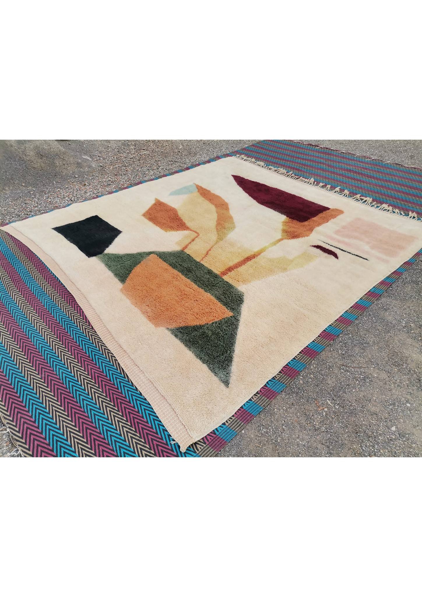 Moroccan-Beni-M'rirt-Wool-Rug-flower-2.jpg