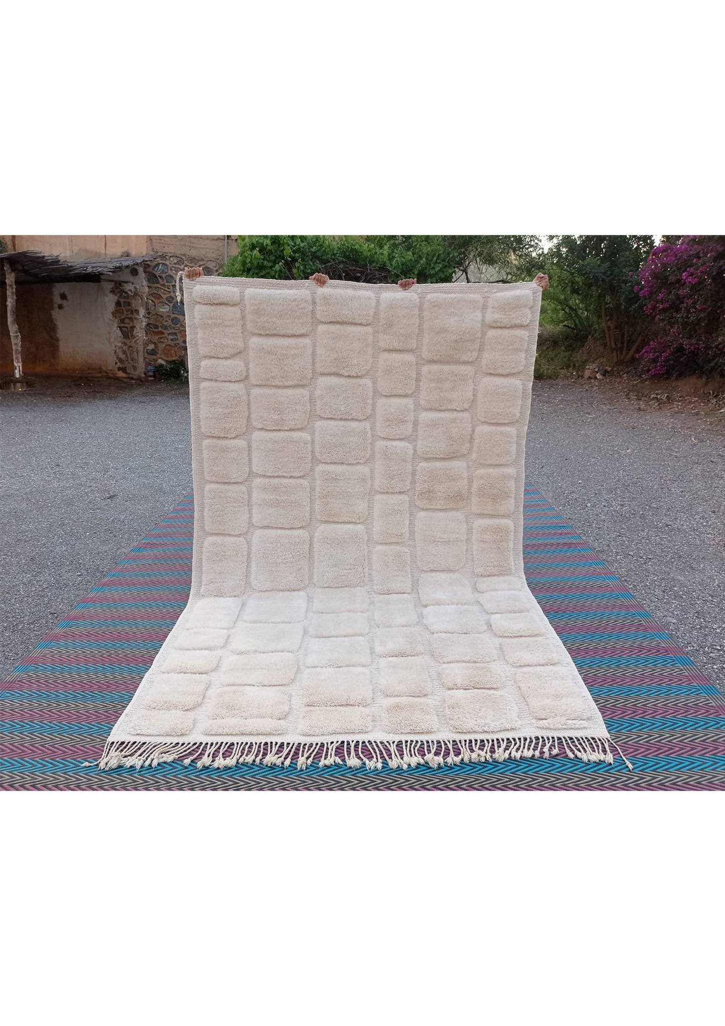 Moroccan-Beni-M'rirt-Wool-Rug-snow-1.jpg