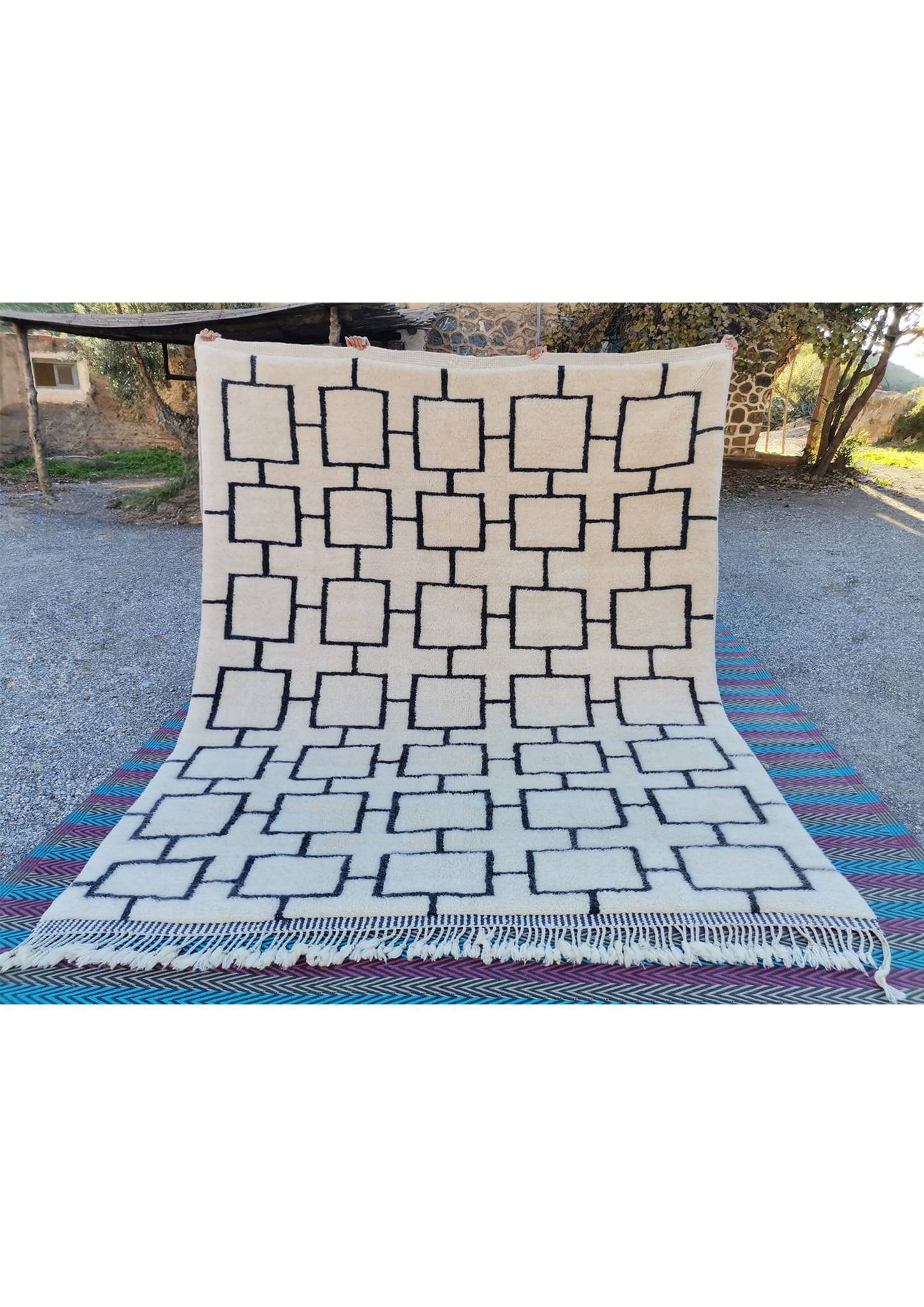 Moroccan-Beni-M'rirt-Wool-Rug-path-1.jpg