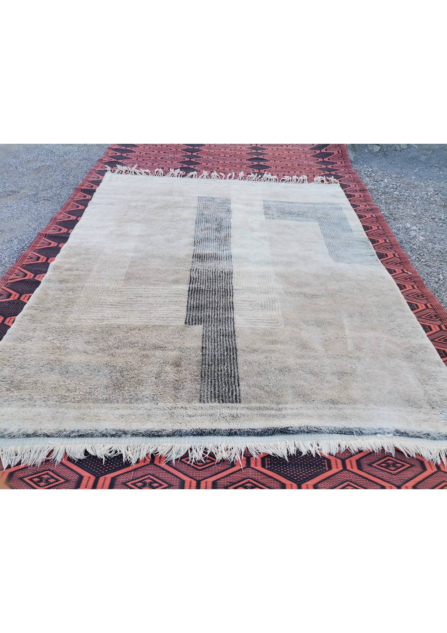 Moroccan-Beni-M'rirt-Wool-Rug-hidden-path-4.jpg