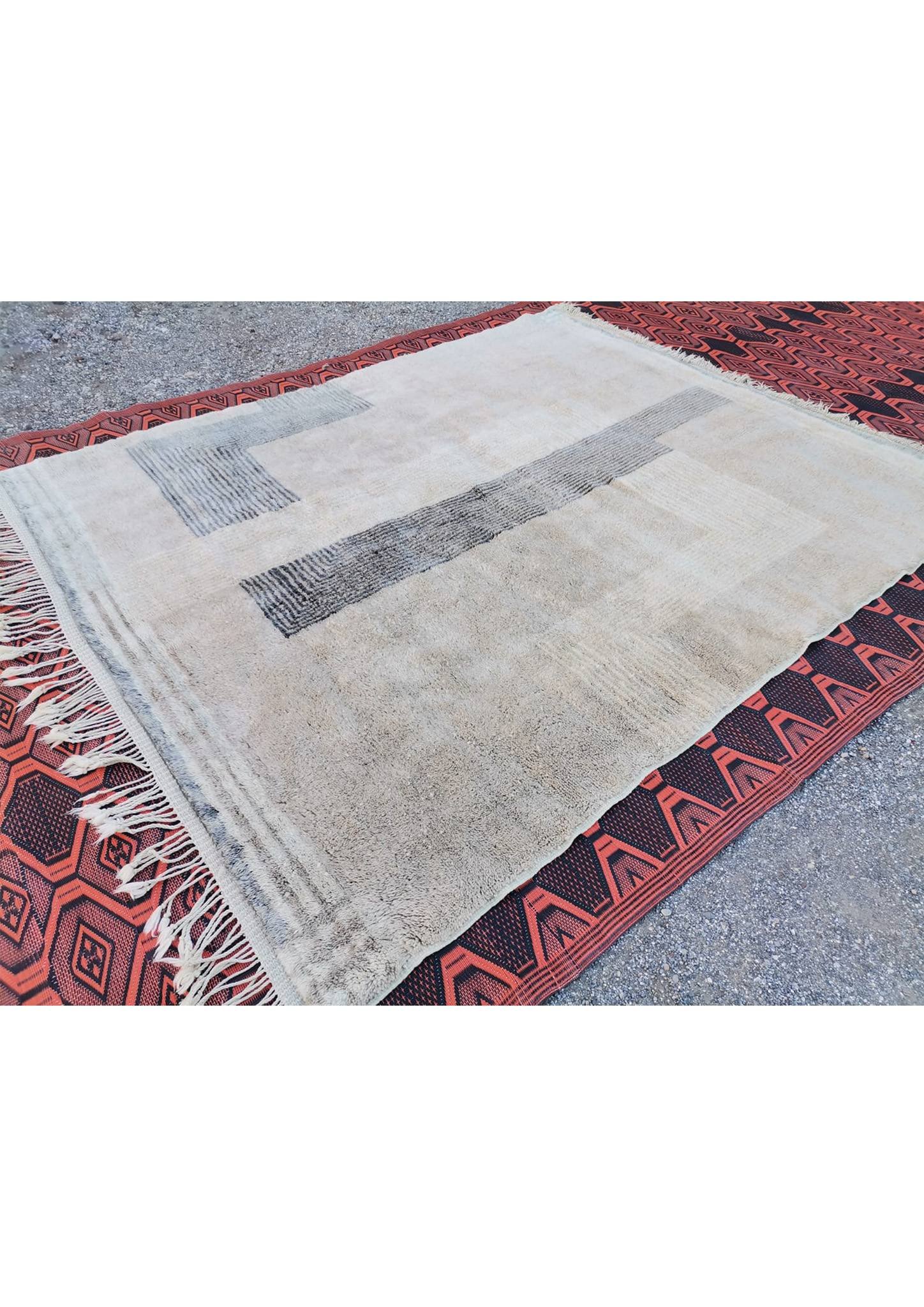 Moroccan-Beni-M'rirt-Wool-Rug-hidden-path-5.jpg