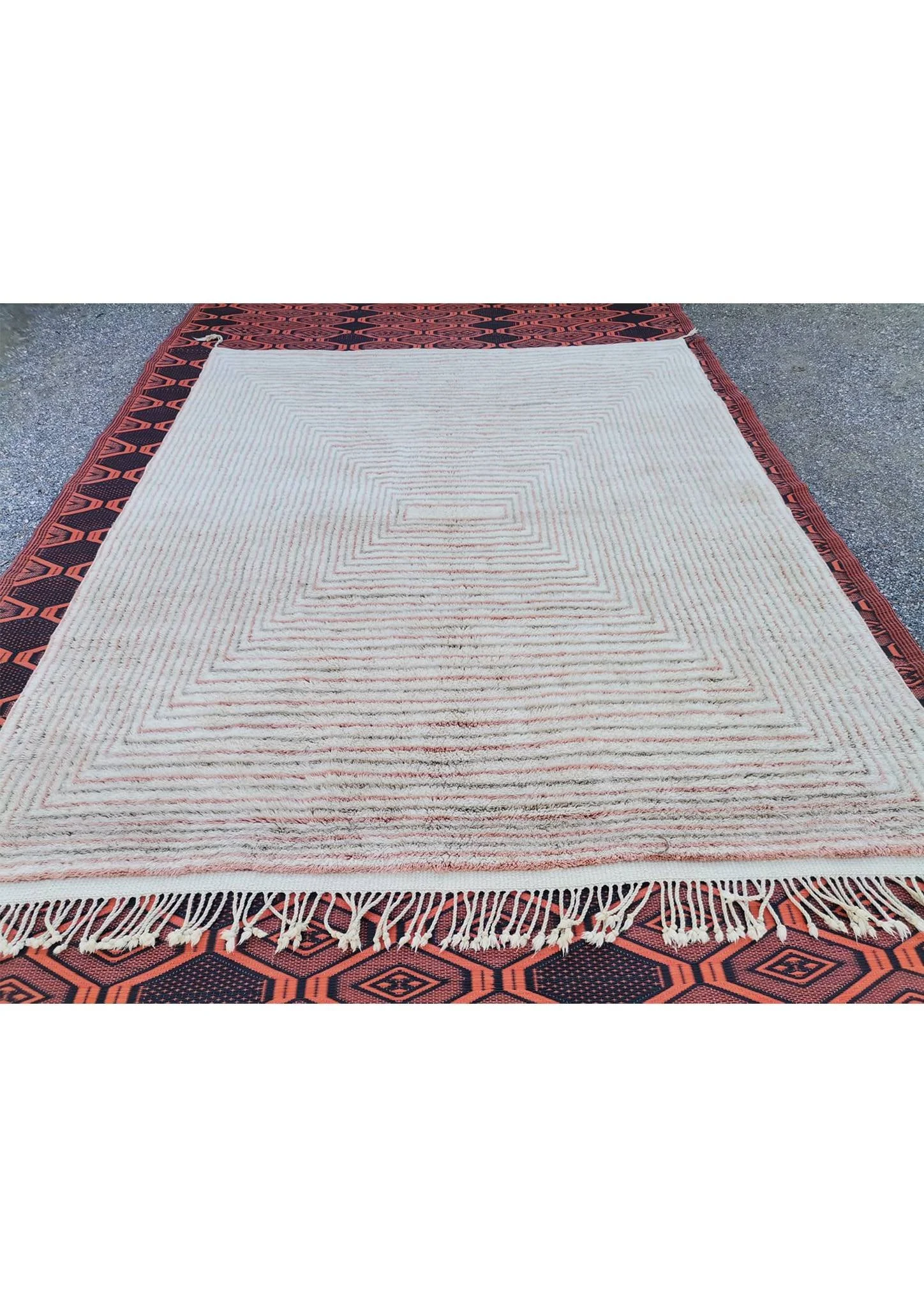 Moroccan-Beni-M'rirt-Wool-Rug-maze-2.jpg