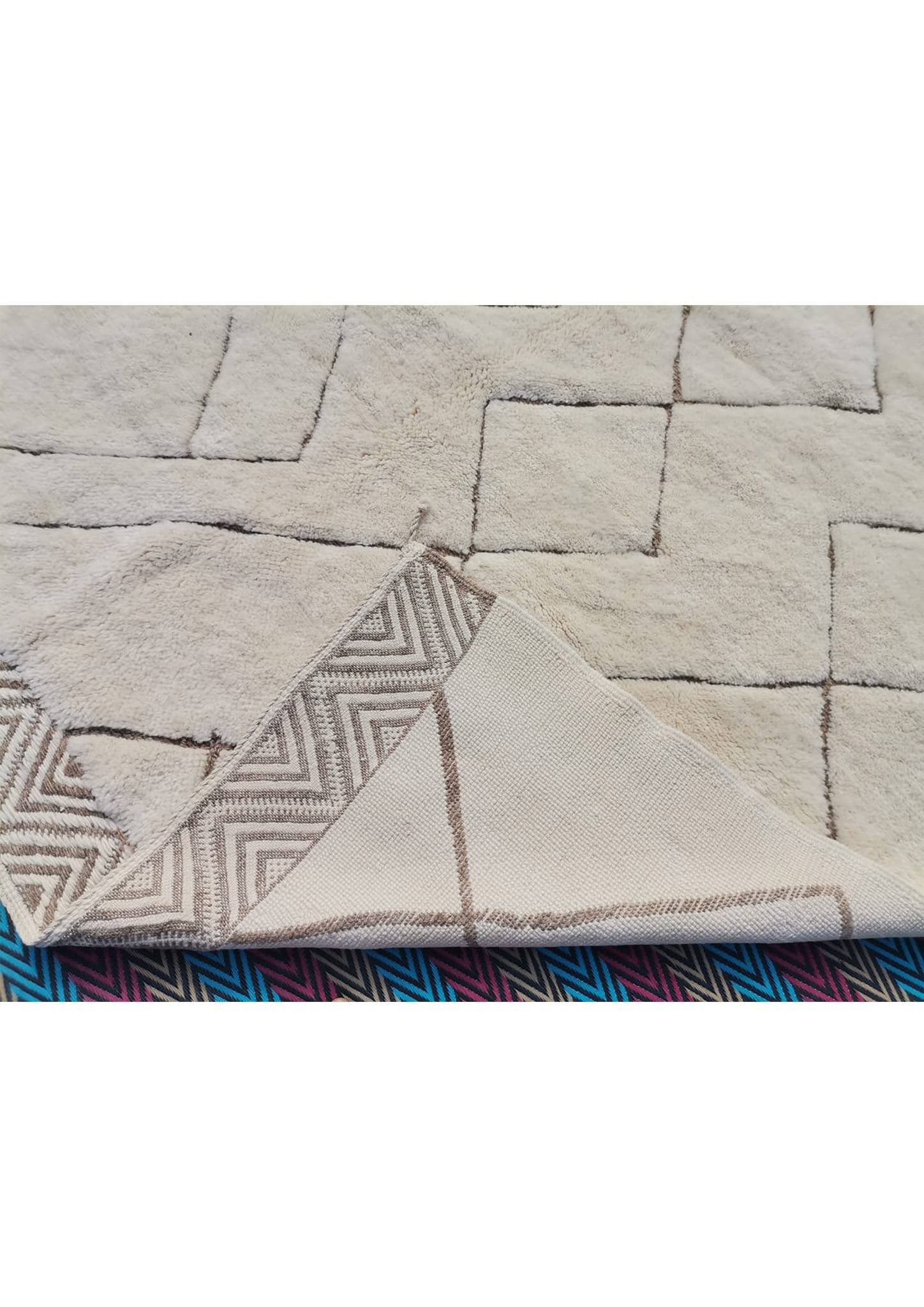 Moroccan-Beni-M'rirt-Wool-Rug-Aicha-4.jpg