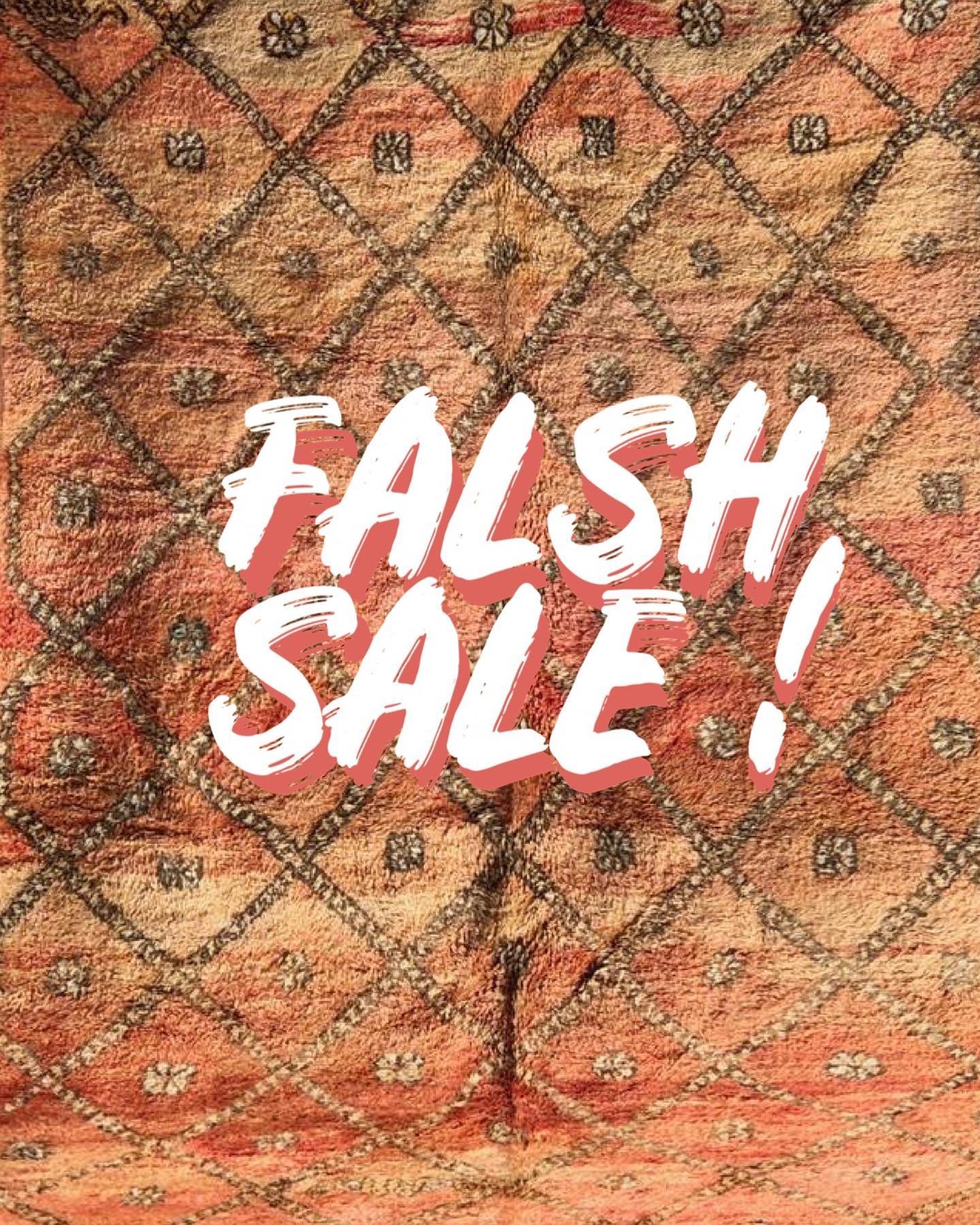 🔥 **Vintage Rug Flash Sale!** 🔥

Swipe through our story highlights to explore our exclusive collection of vintage Beni M&rsquo;guild rugs. 

❤️&zwj;🔥 Priced at just **788&euro; each** ❤️&zwj;🔥

These rugs are renowned for their deep, rich colors