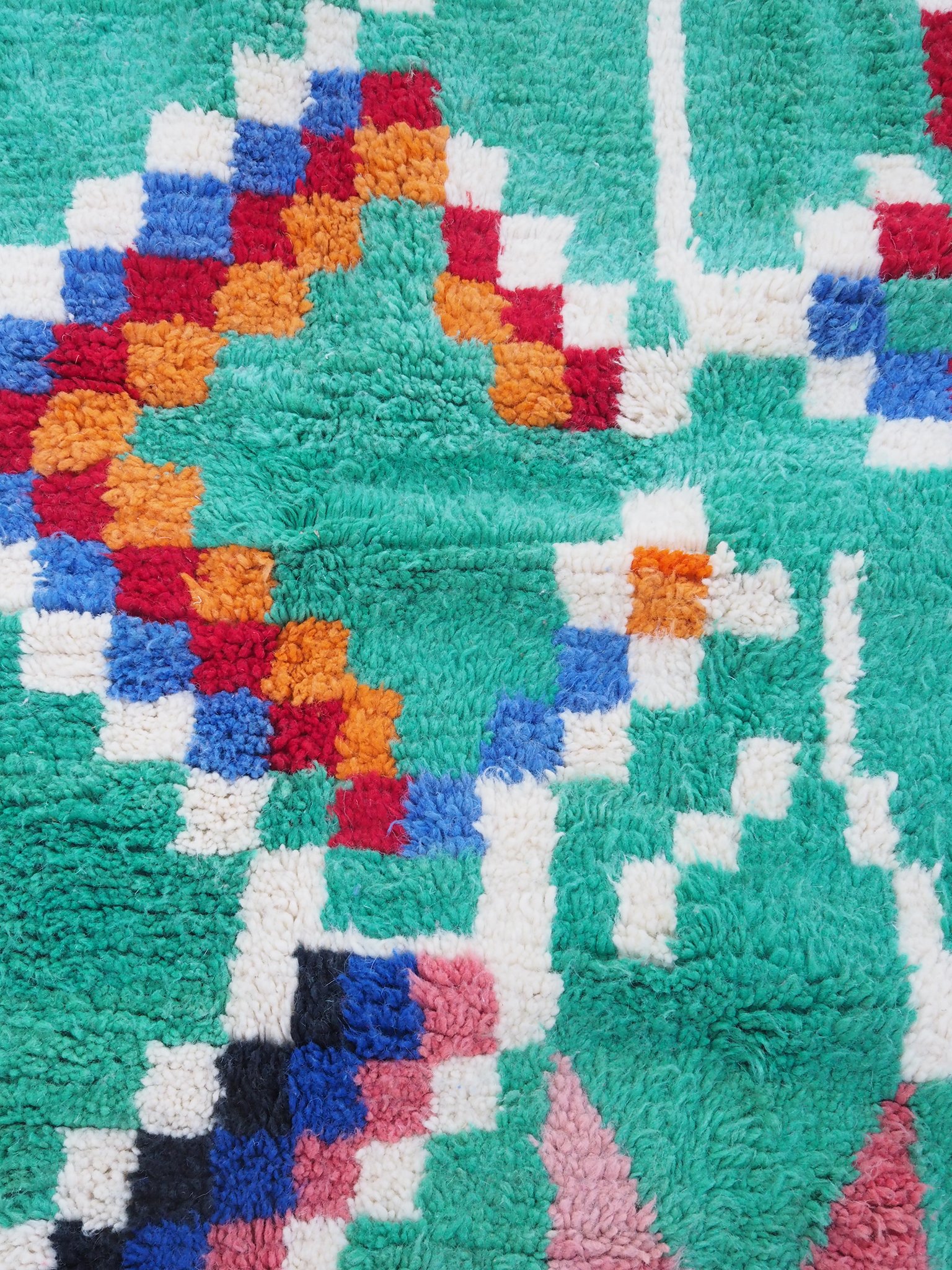 aventyr-moroccan-boujad-wool-rug-butterfly-240x145-5.jpg