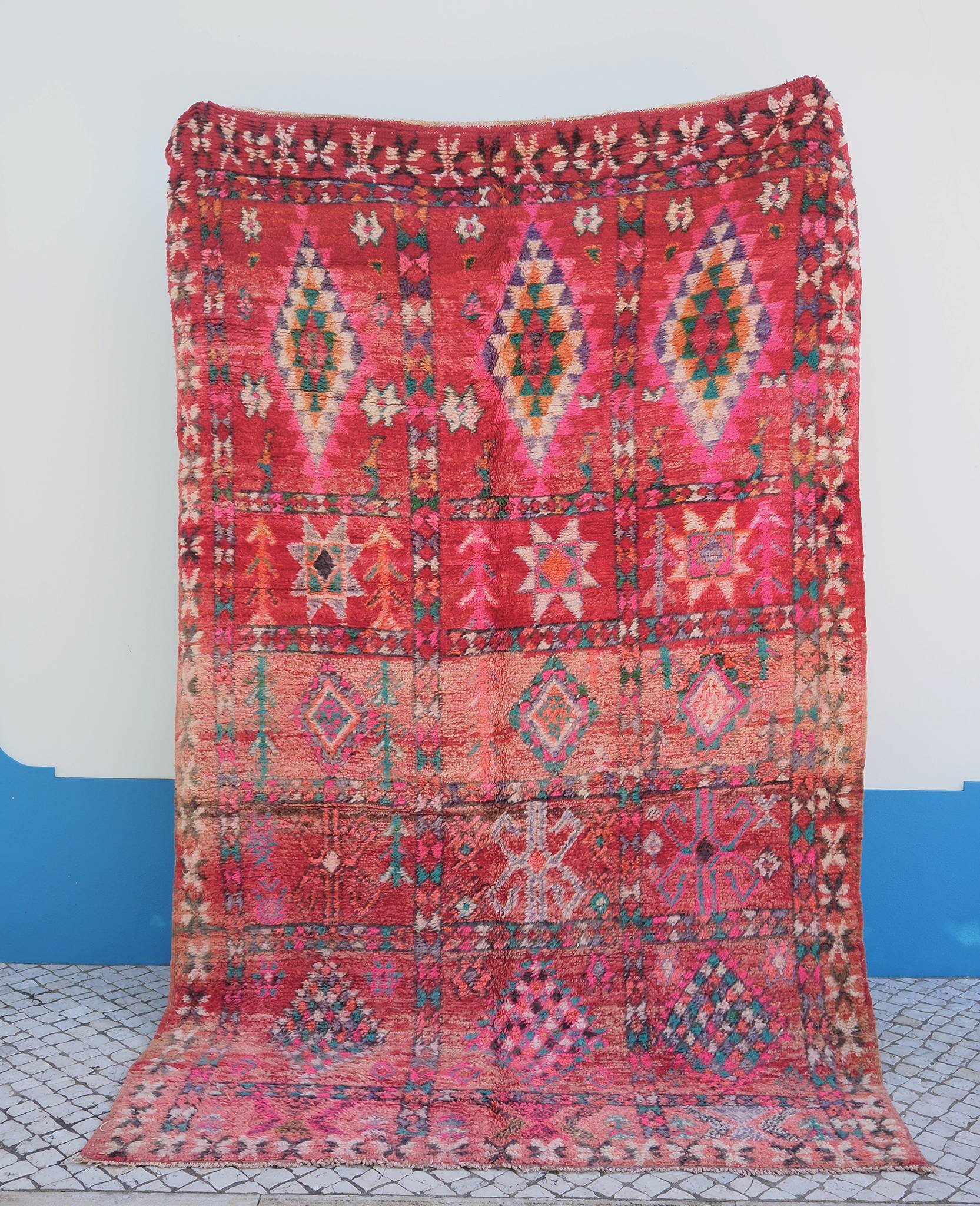 aventyr-moroccan-vintage-beni-mguild-rug-happy-1.jpg