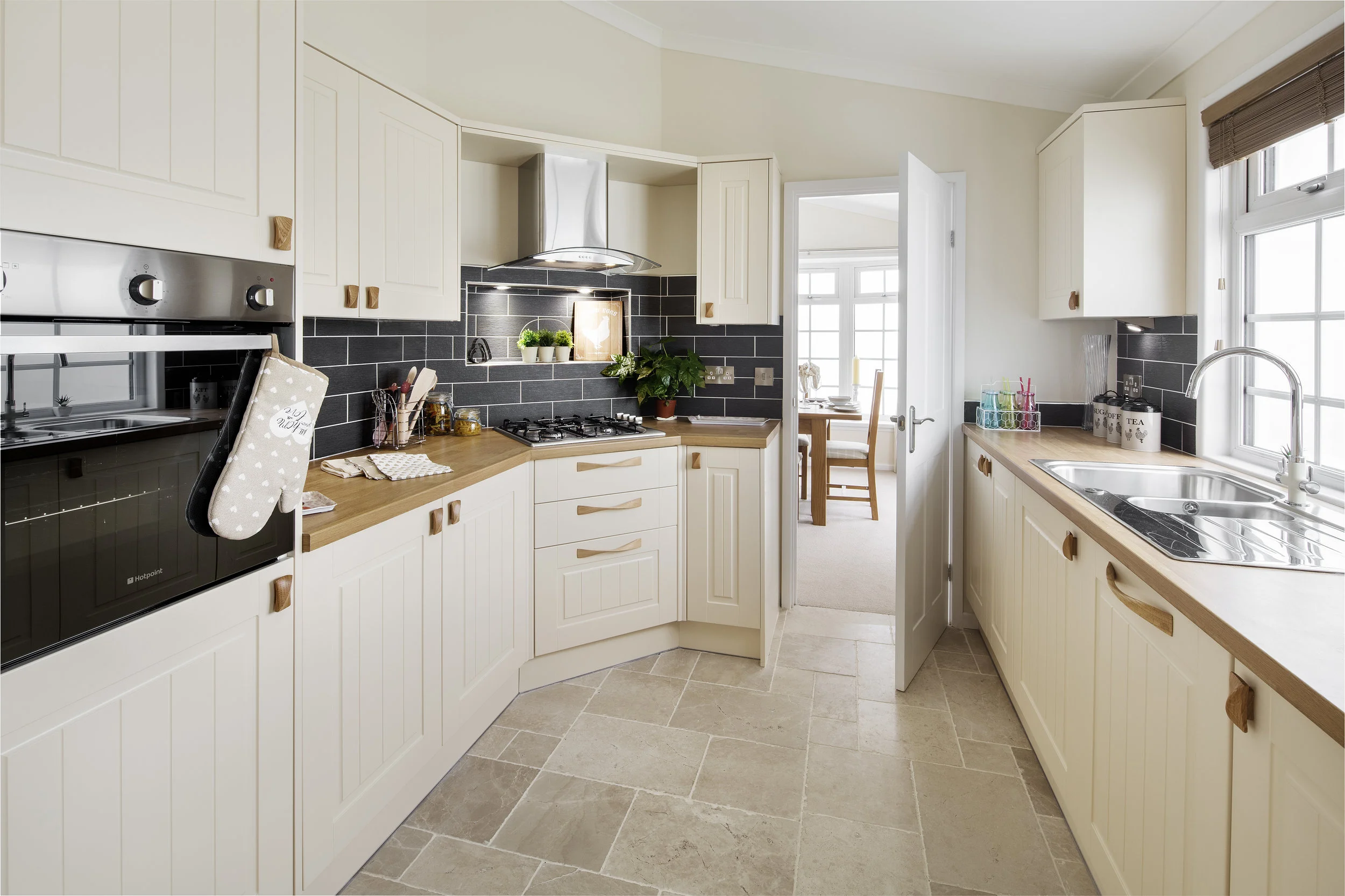 Kitchen A.jpg