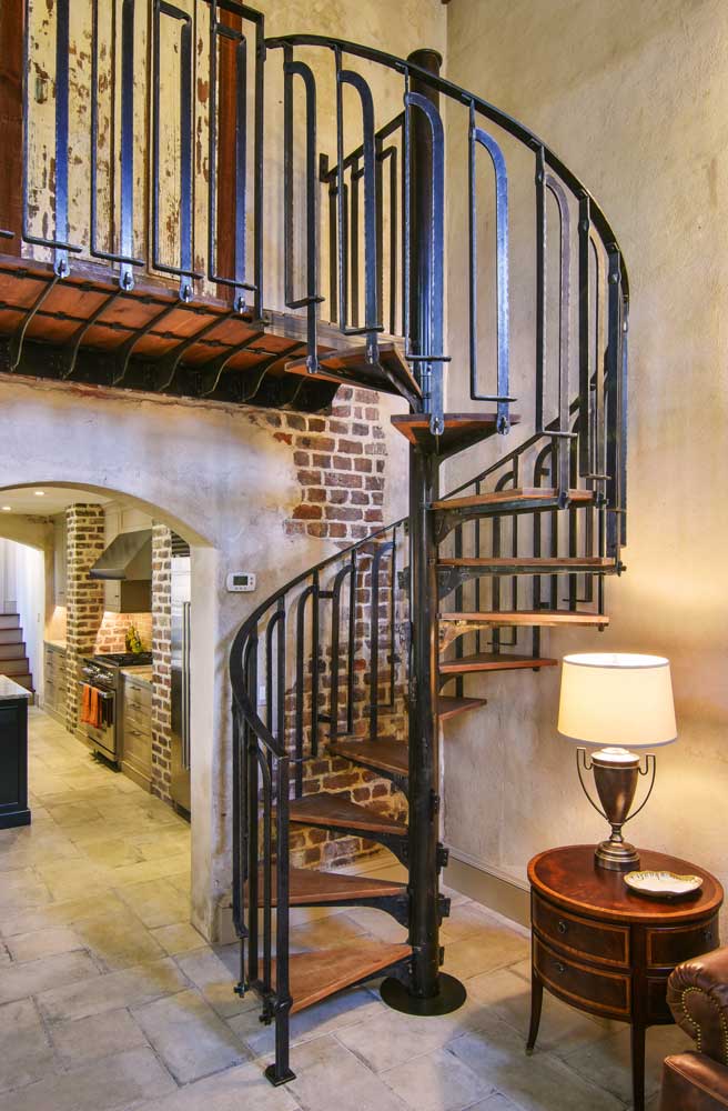 custom-crafted-circular-iron-staircase.jpg