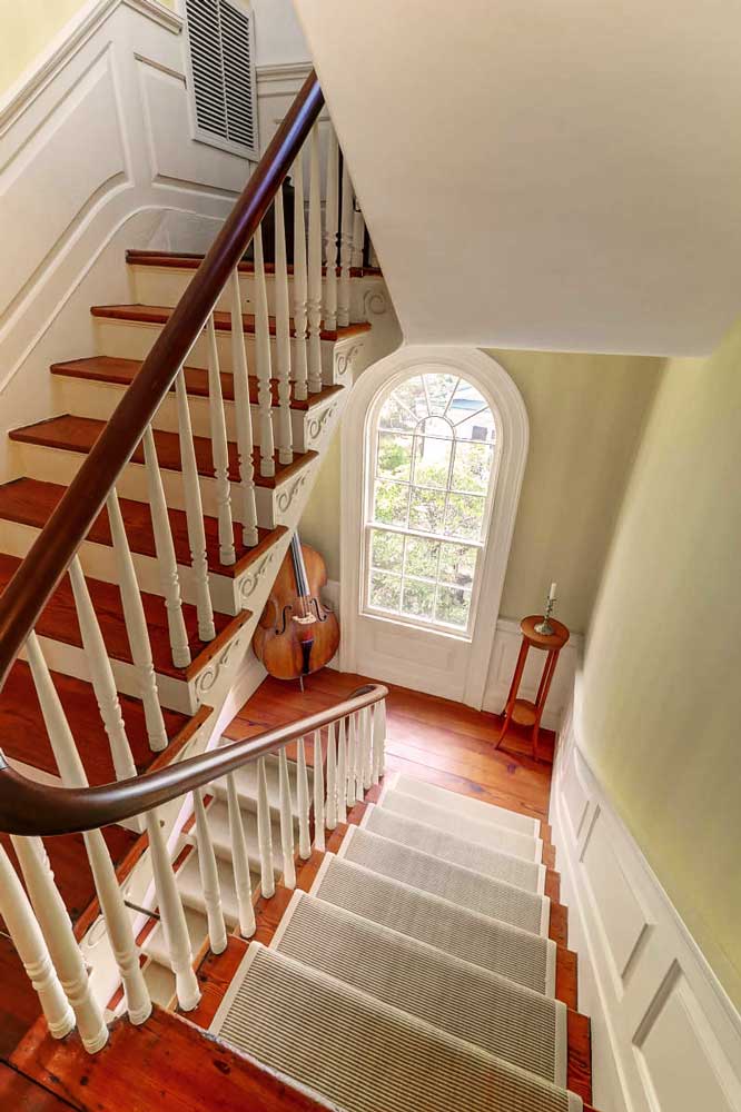 restored-banister-staircase.jpg