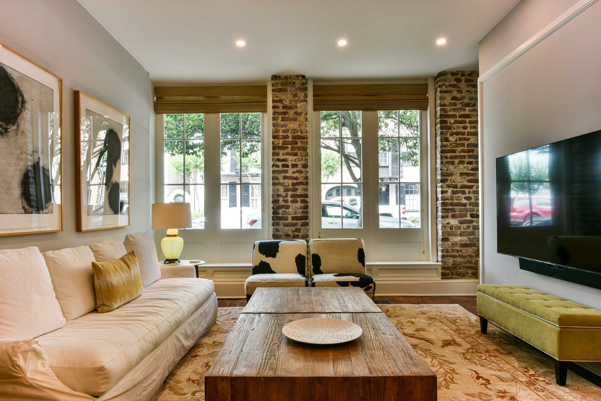 custom-renovated-exposed-brick-livingroom.jpg