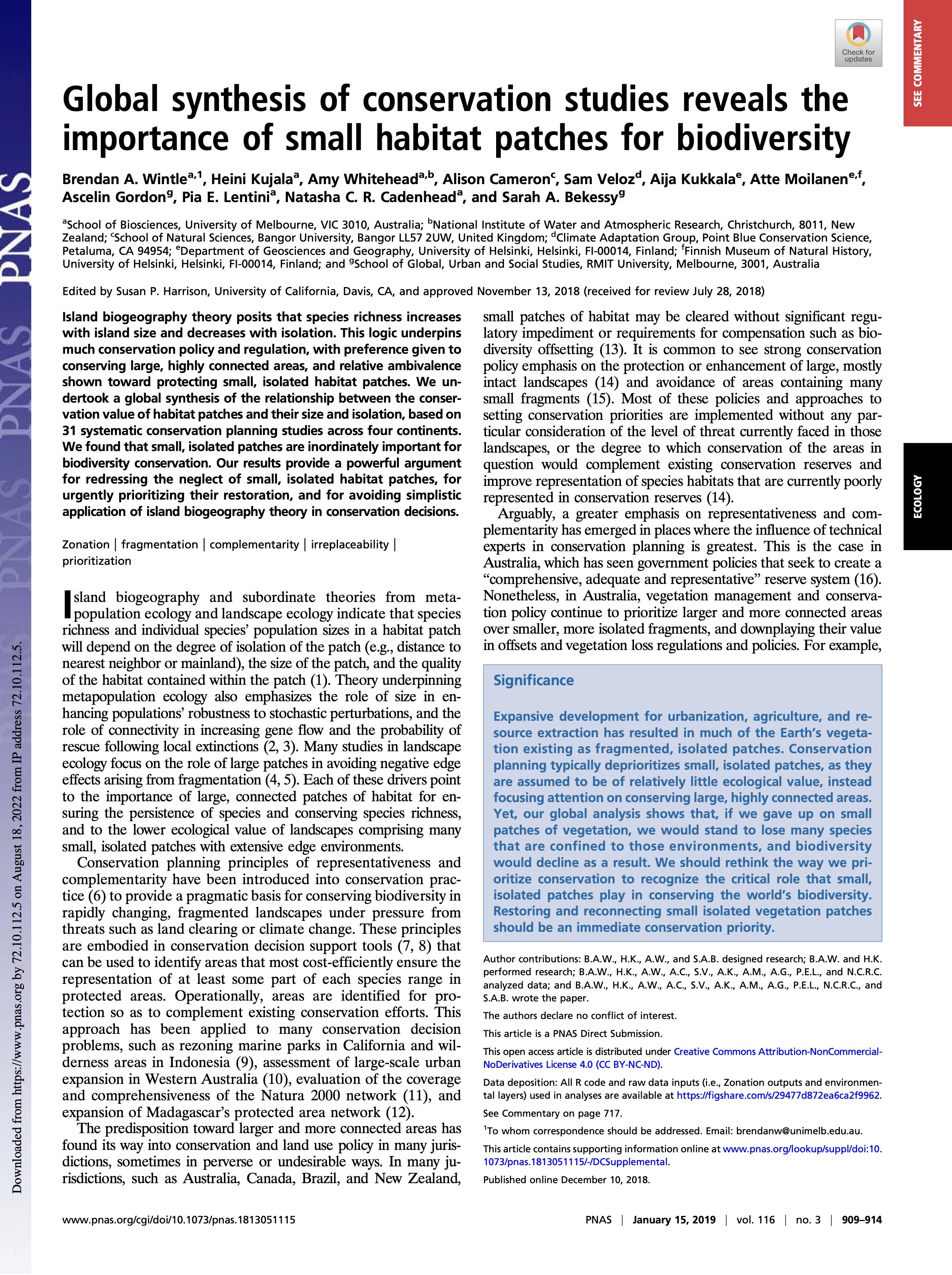 Global synthesis of conservation studies reveals the importance of small habitat patches for biodiversity