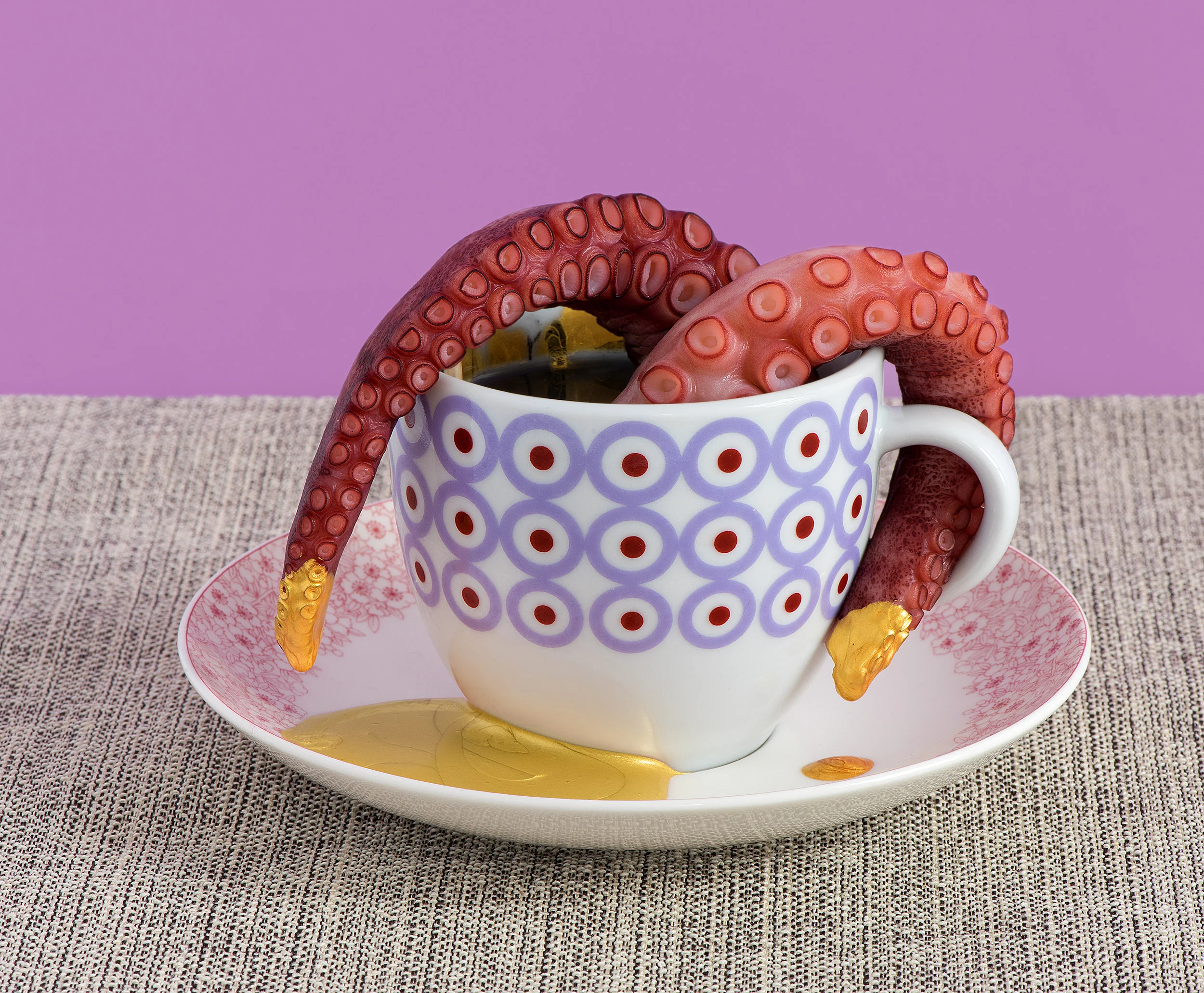 liz-wolfe-octo-teacup-2018-LR.jpg