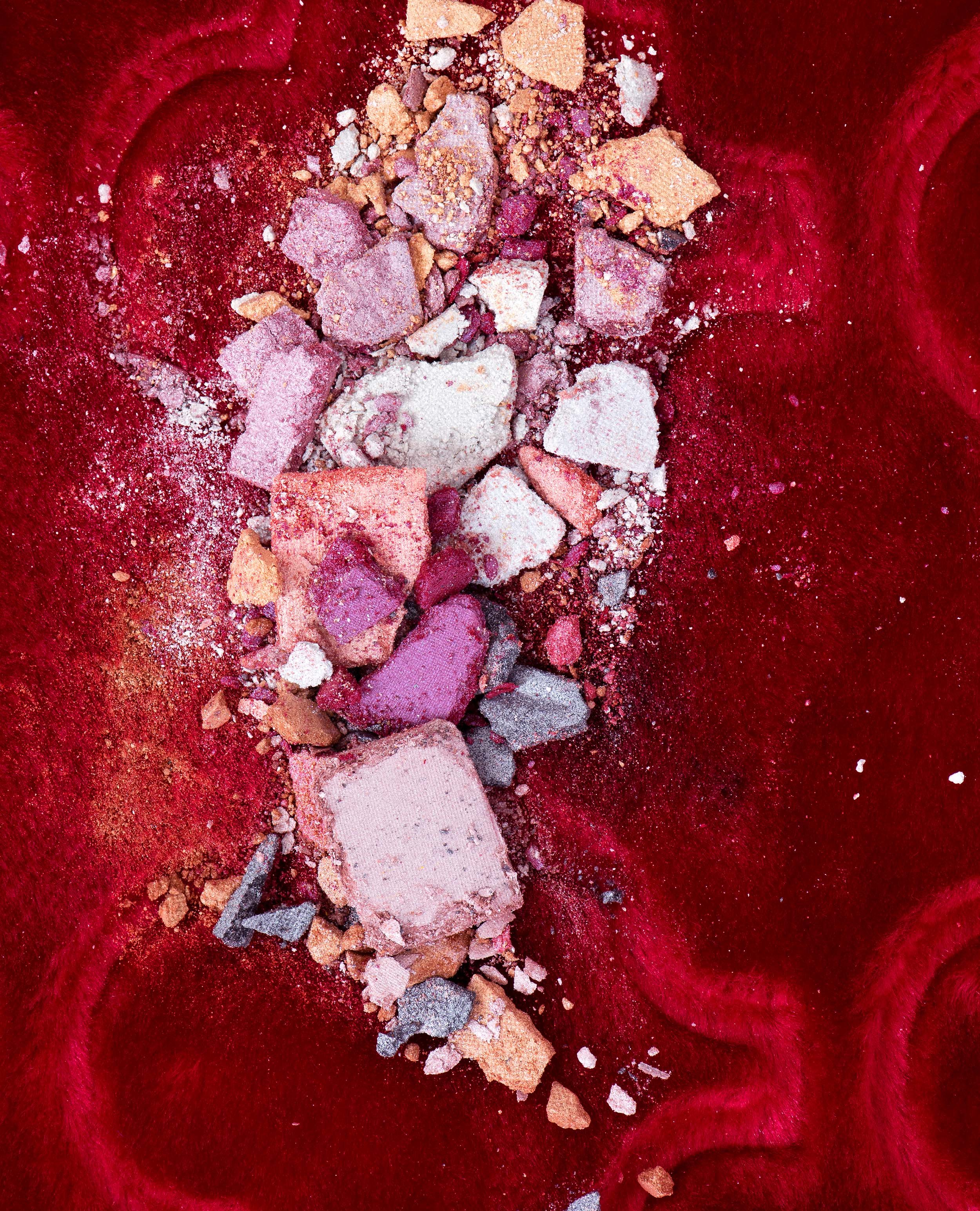 liz-wolfe-eyeshadow-carpet-2020-LR.jpg