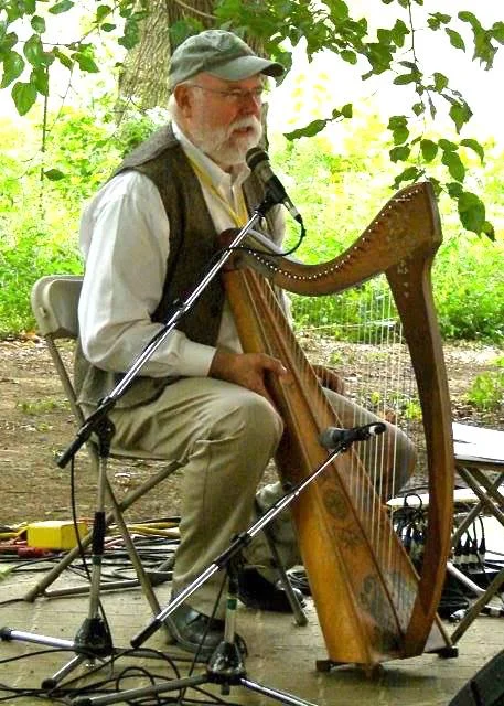 DennisDoyleCelticHarp.jpg