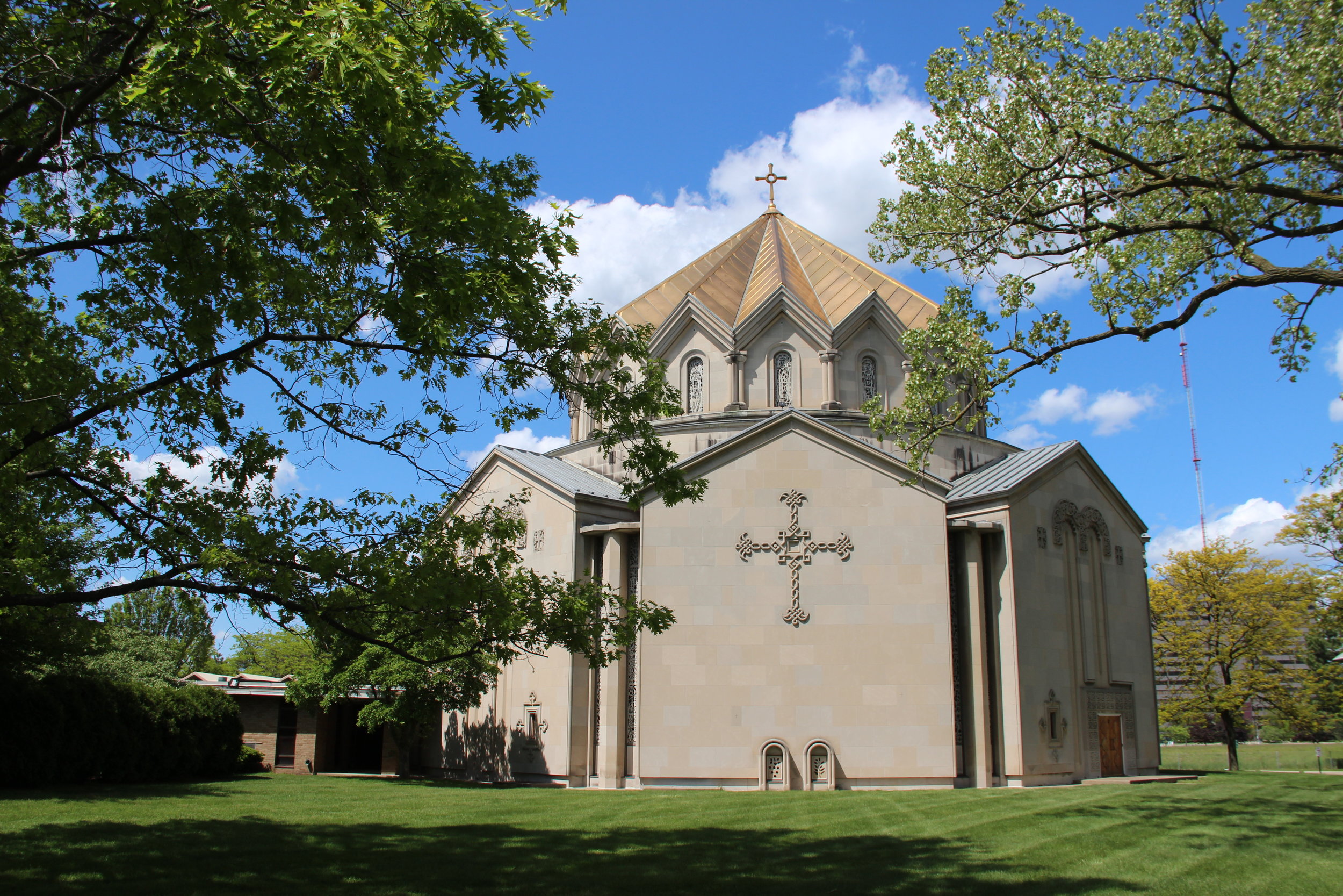 “The Church with the Golden Dome” Sanctuary and Museum Tour