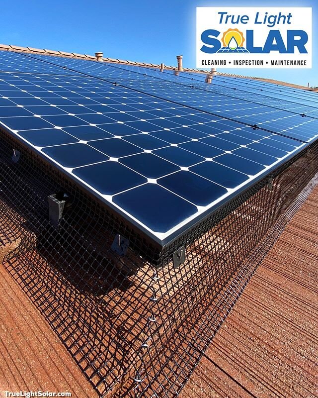 Another bird proof  #suncitylincolnhills solar system. if you have pigeons on your roof give us a call for a free assessment and quote ☎️916-581-1773 or www.truelightsolar.com 
#makingenergycleanagain #birdproofing #solarpanelcleaning #solarmaintenan