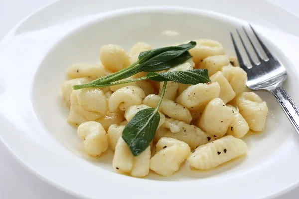 gnocchi-with-sage-butter-sauce_6079.jpg