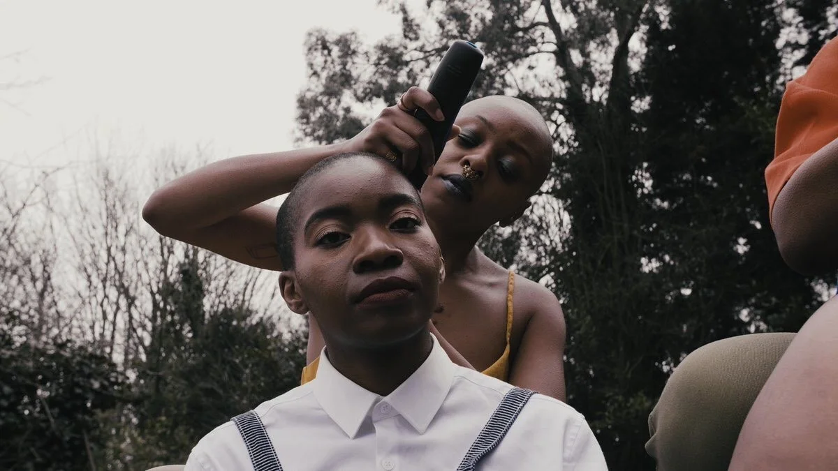 Imagine a world where bald black girls reigned... A review of 'Bald Black Girls' at Free Word