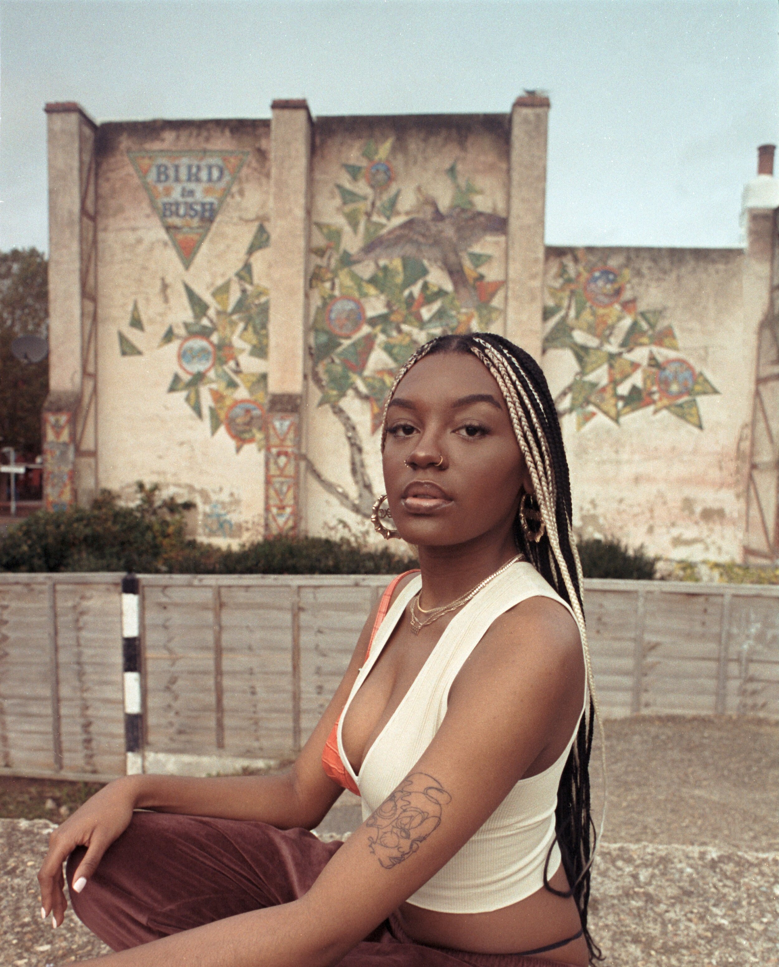 Monét - Just One of Those Days [Video]