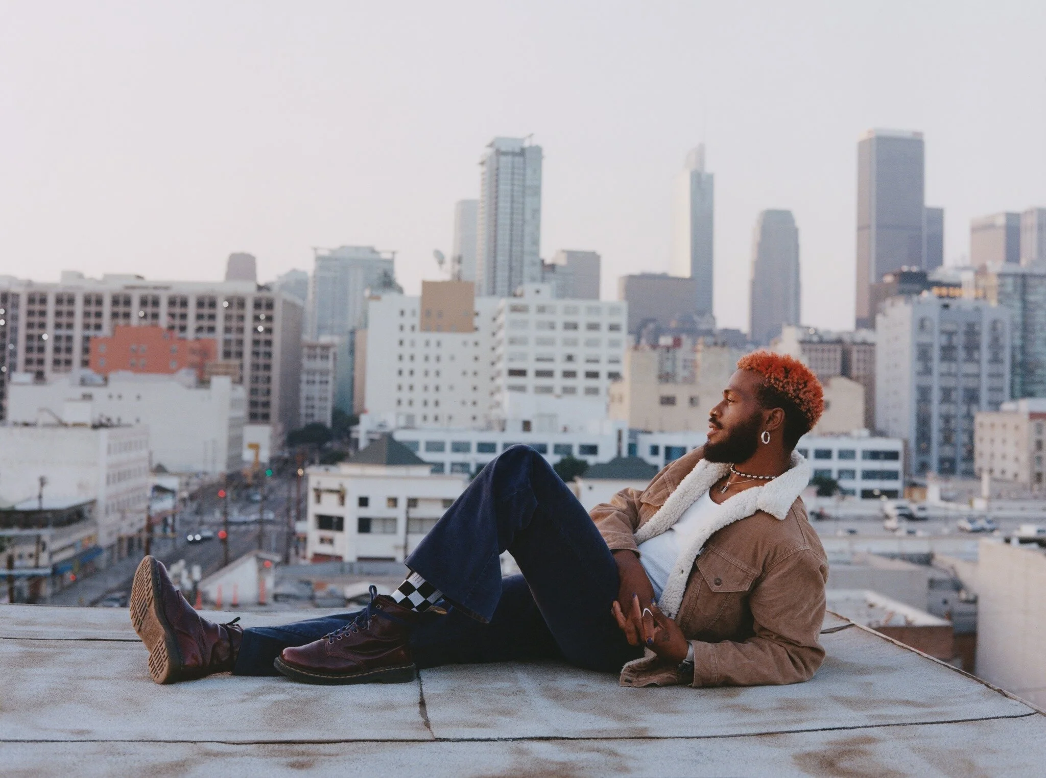 DUCKWRTH - Kiss U Right Now [Video]