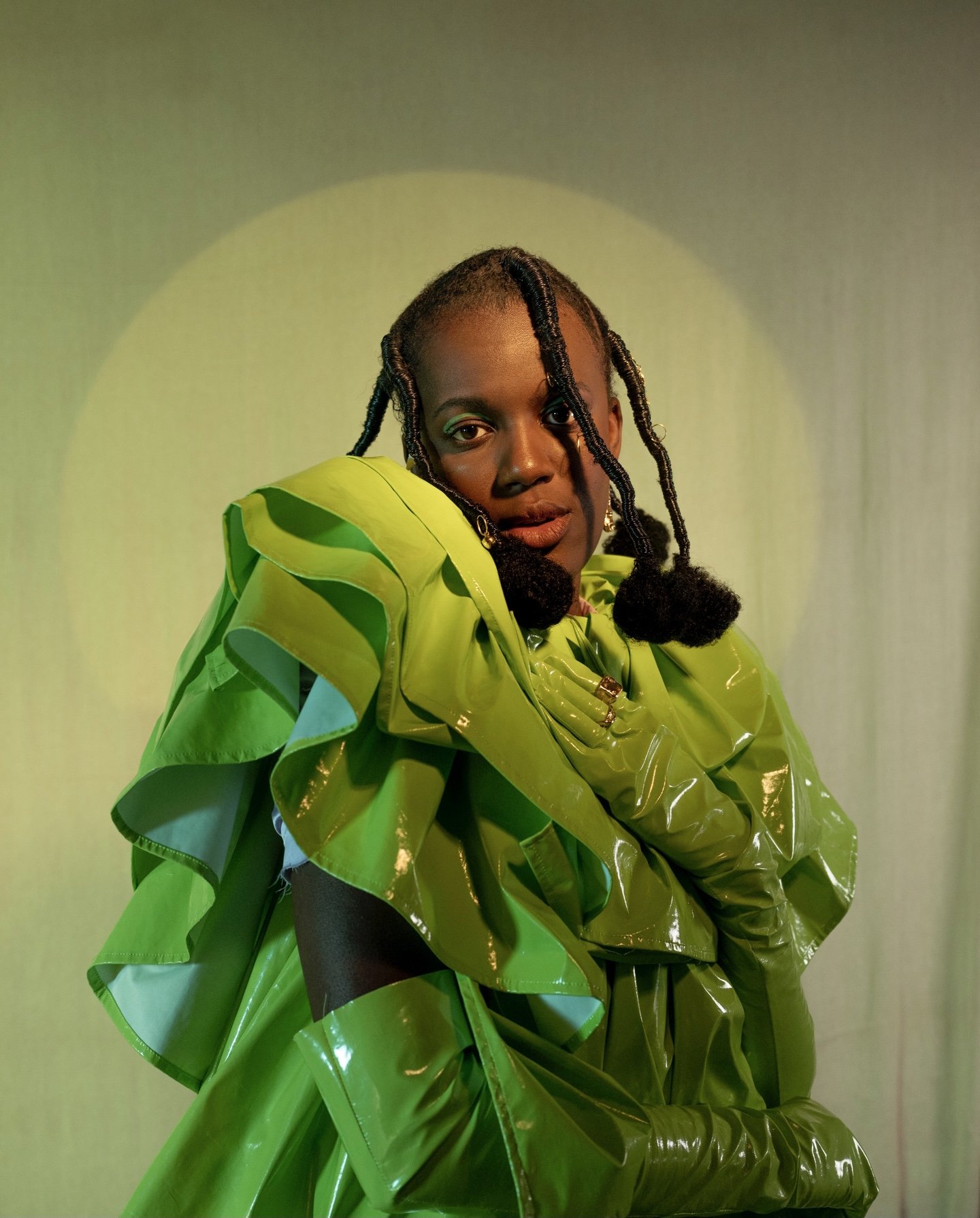 Sola - You Don't Have To Say [Video]