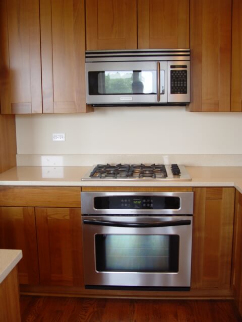 Unit 302 - Kitchen Close-up
