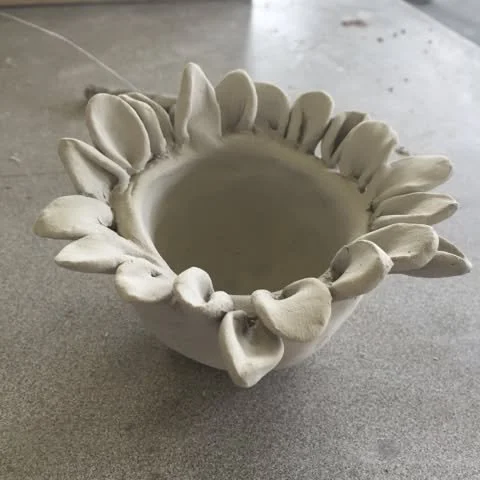 pinch pot sunflower.jpg