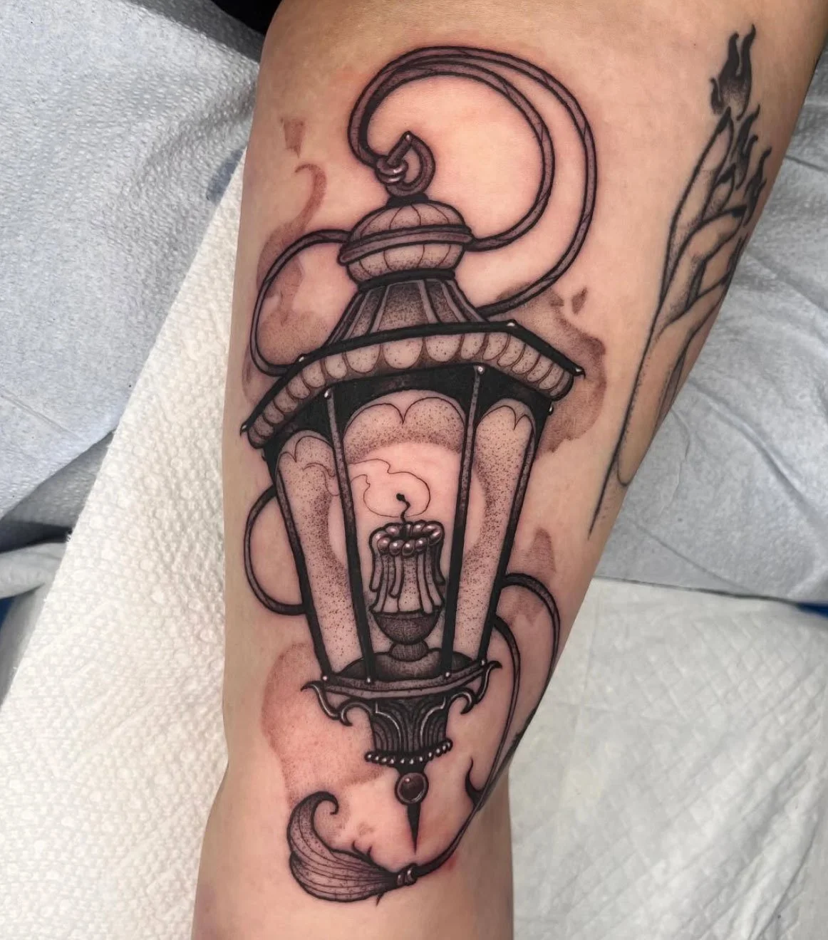 lantern-tattoo.jpg