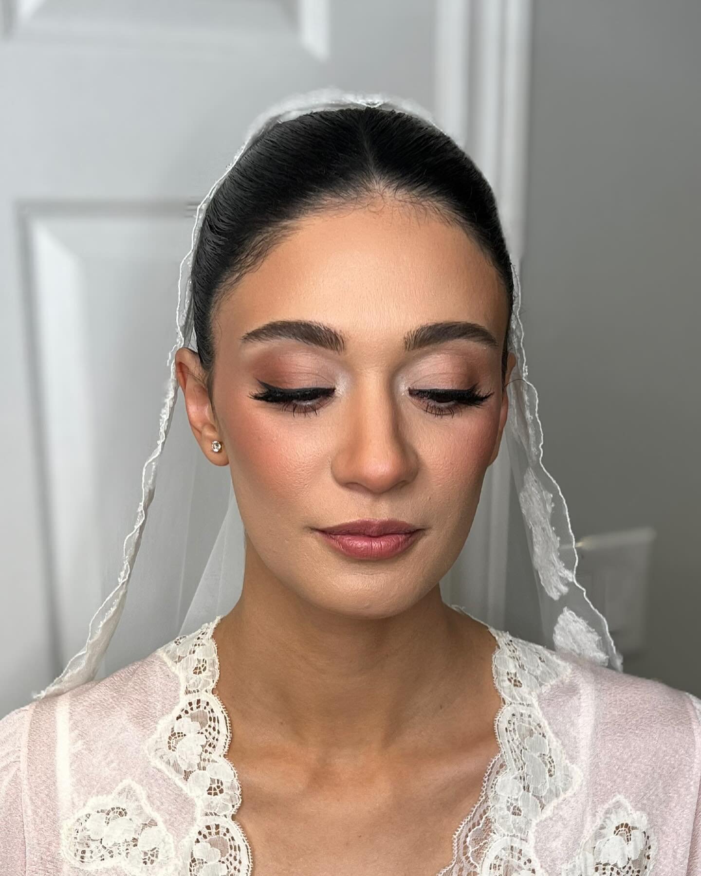 An angel IRL 👰🏻 

Makeup by yours truly

Contact: lilyhobeauty@gmail.com 
Www.lilyhobeauty.com

‼️ please check your spam and junk folders for email responses ‼️ 

Now booking 2024/2025 weddings and events. 

#torontowedding #torontomakeupartist #t