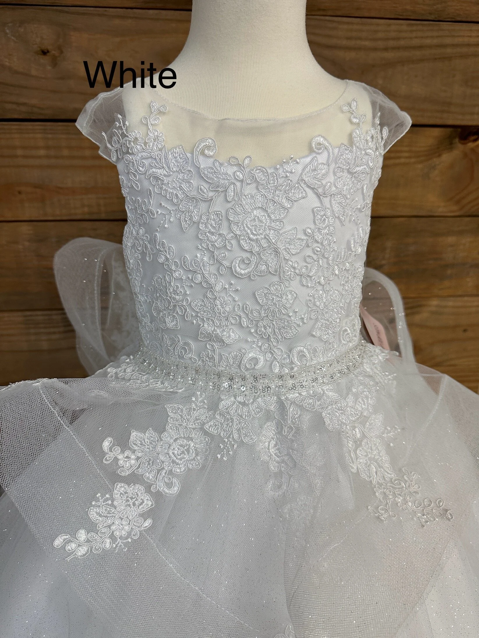 FAAE5552-8745-4B5B-BC09-AA8C59990C30