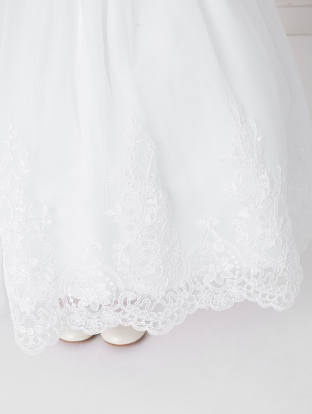 9E27A733-34BF-4F4E-BE2A-DA5205AB073B