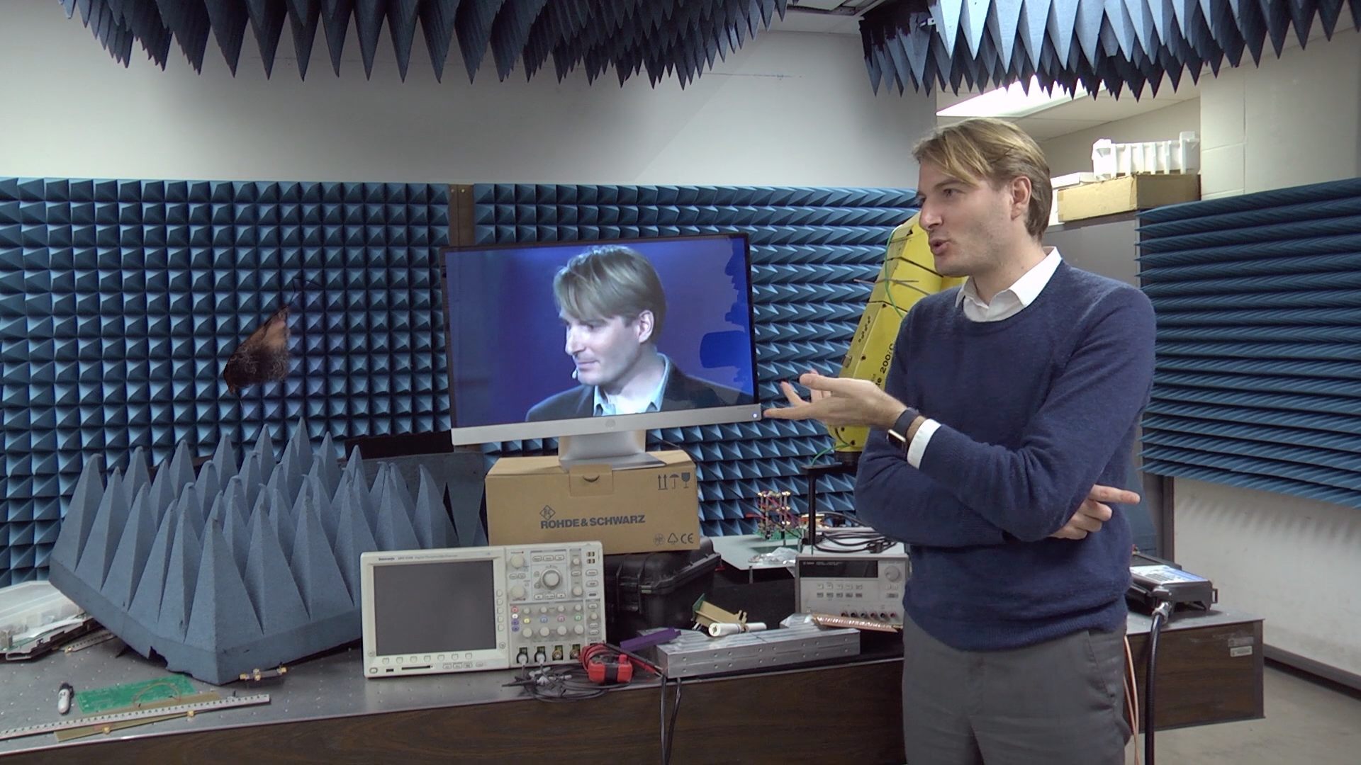 guytalking.png