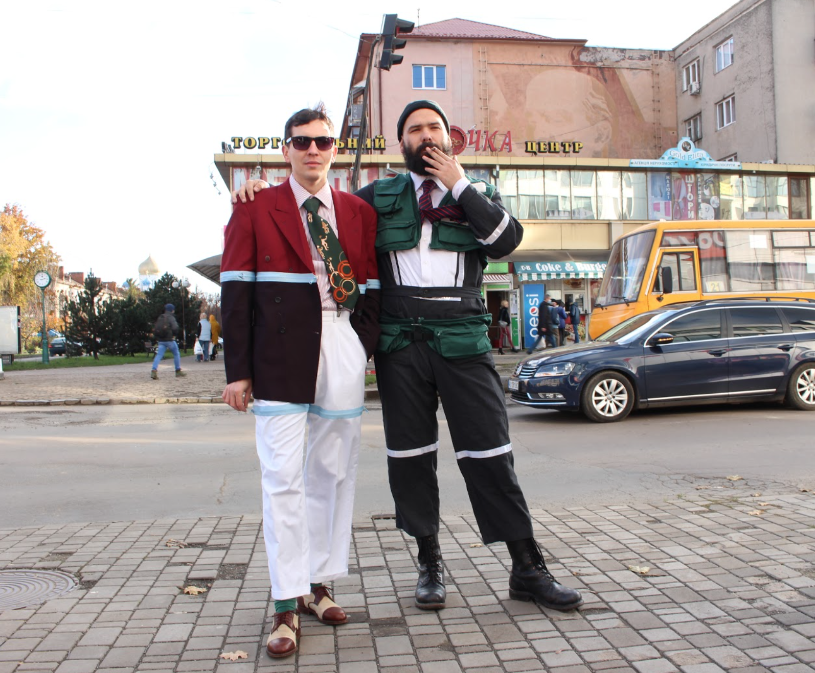 Clothes 10- SKIPPER 6 AND MODERN GHOST.png