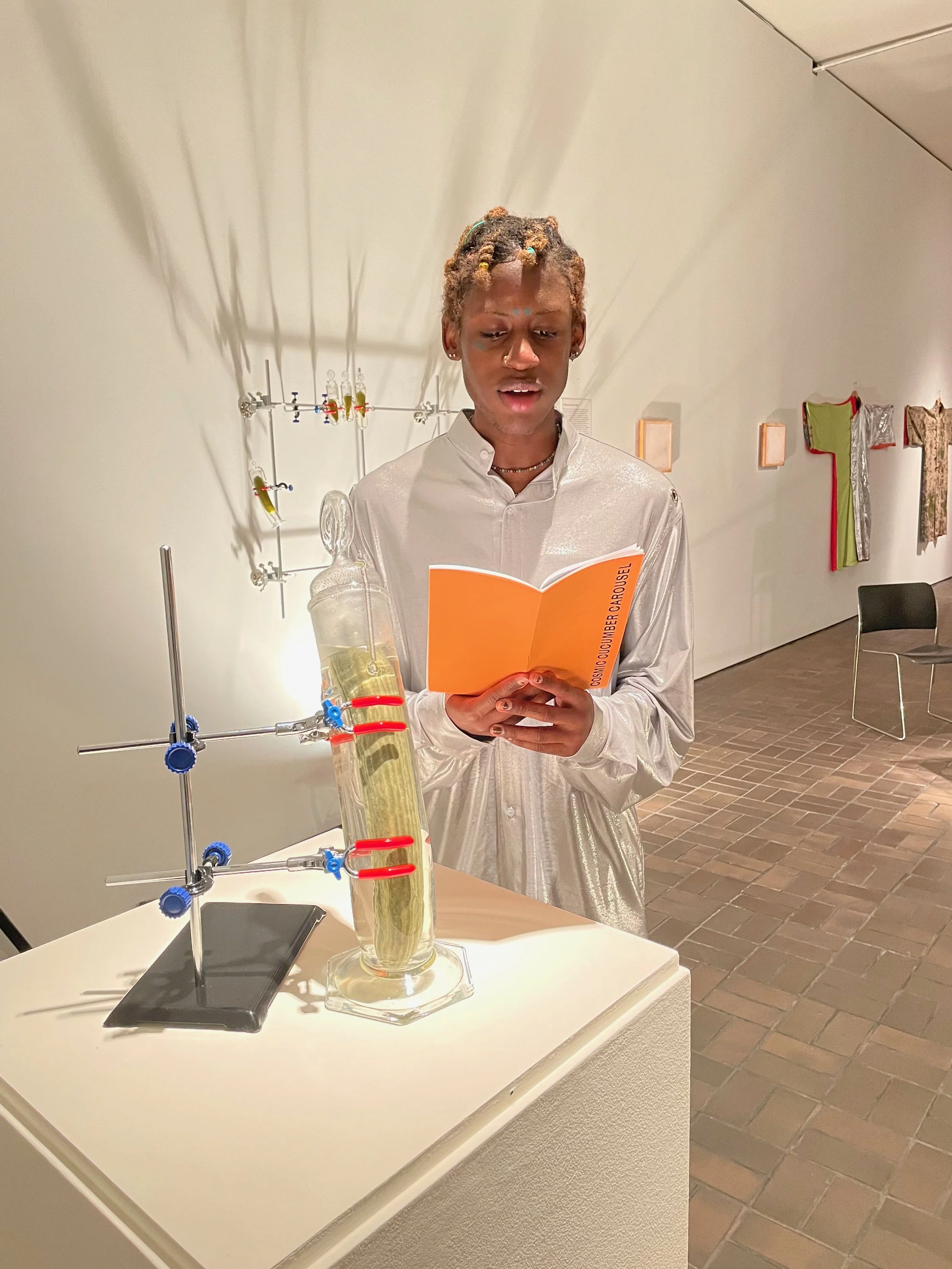 4_Bunnie3 reads to pickled cucumber-IMG_4705.jpg