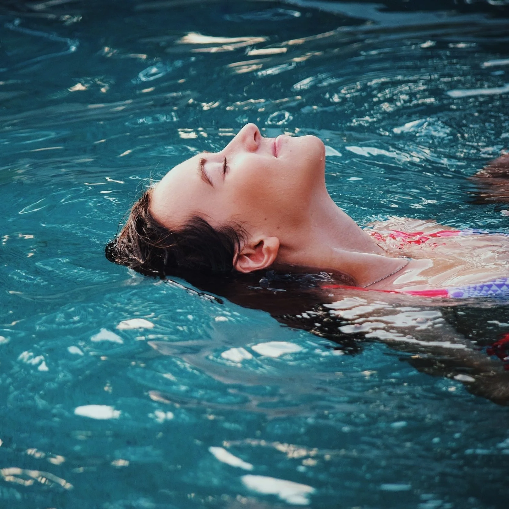 Never swim during a monsoon or electrical storm.