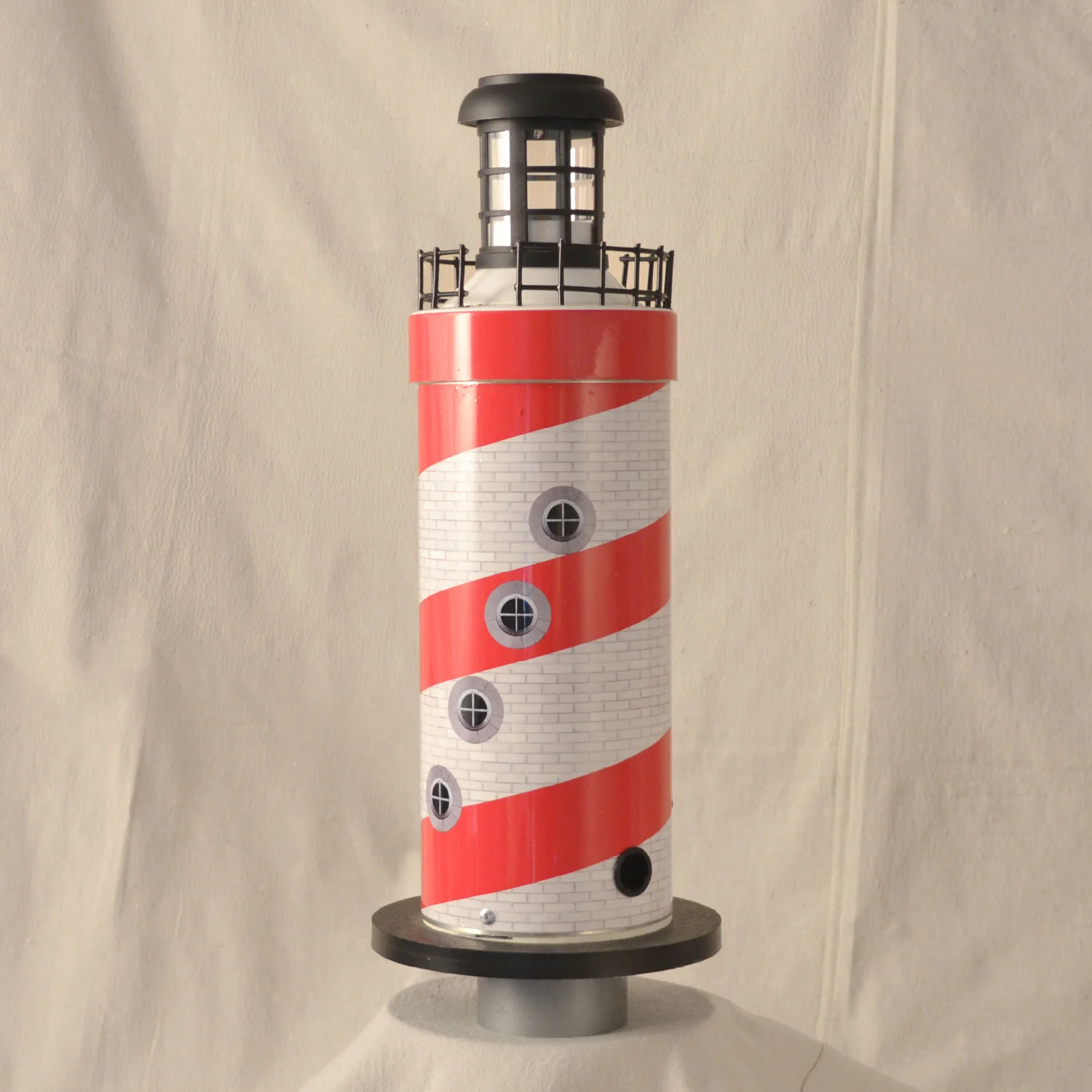 lighthouse-red.jpg