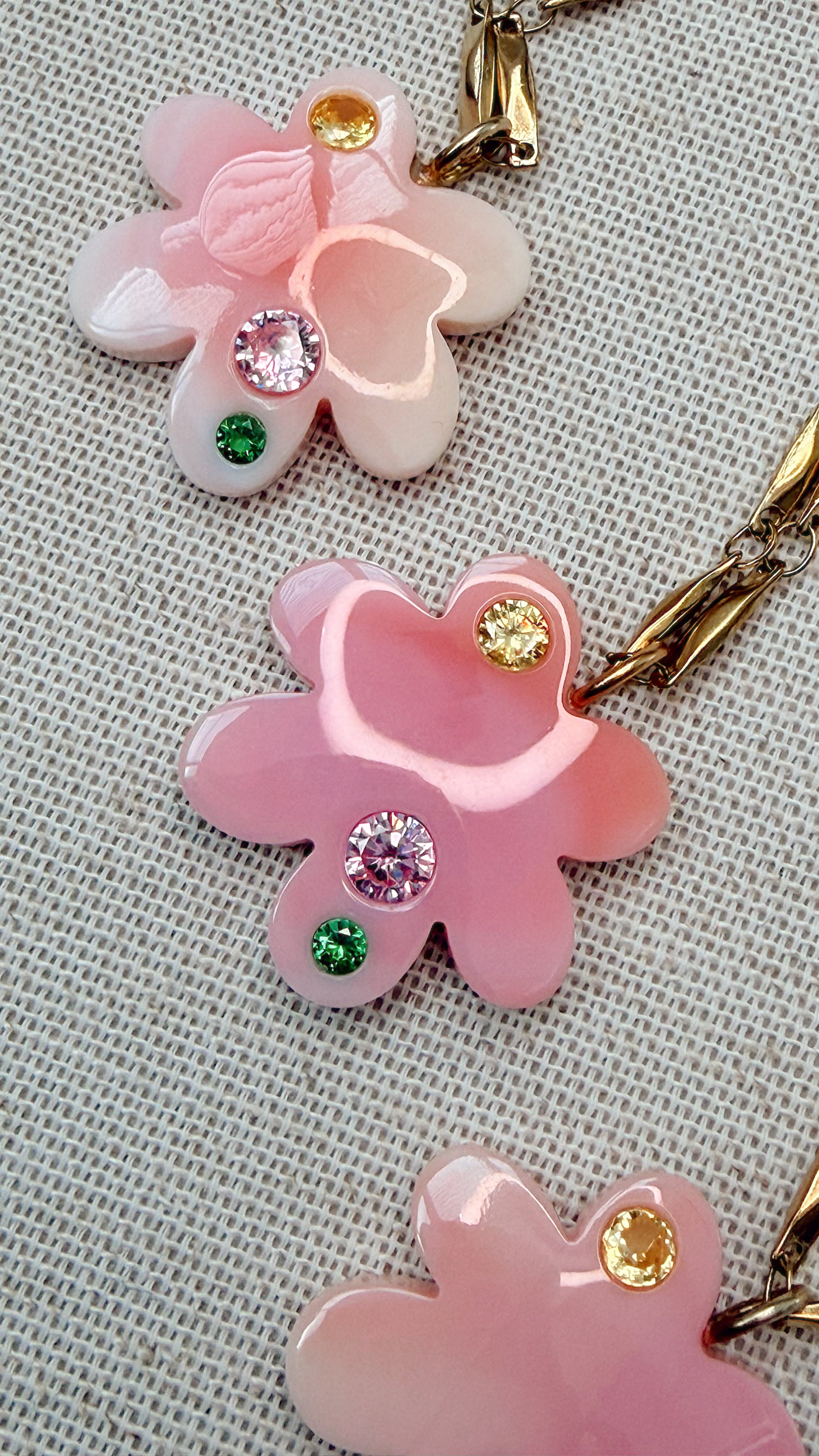 NOTTE_SB NECKL_SAKURA1.JPG (Copy)