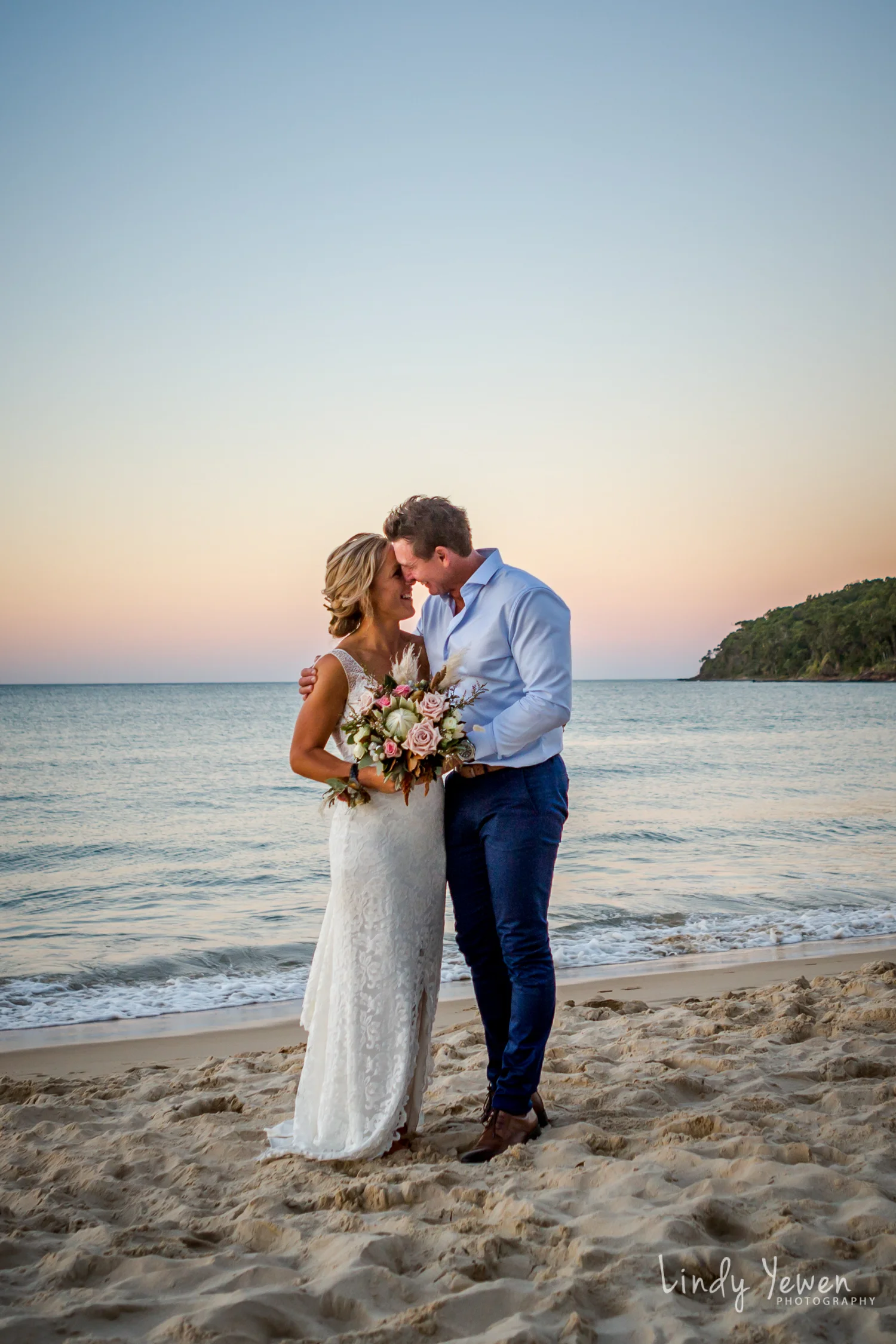 Noosa-Heads-Weddings-Leisa-Dale 705.jpg
