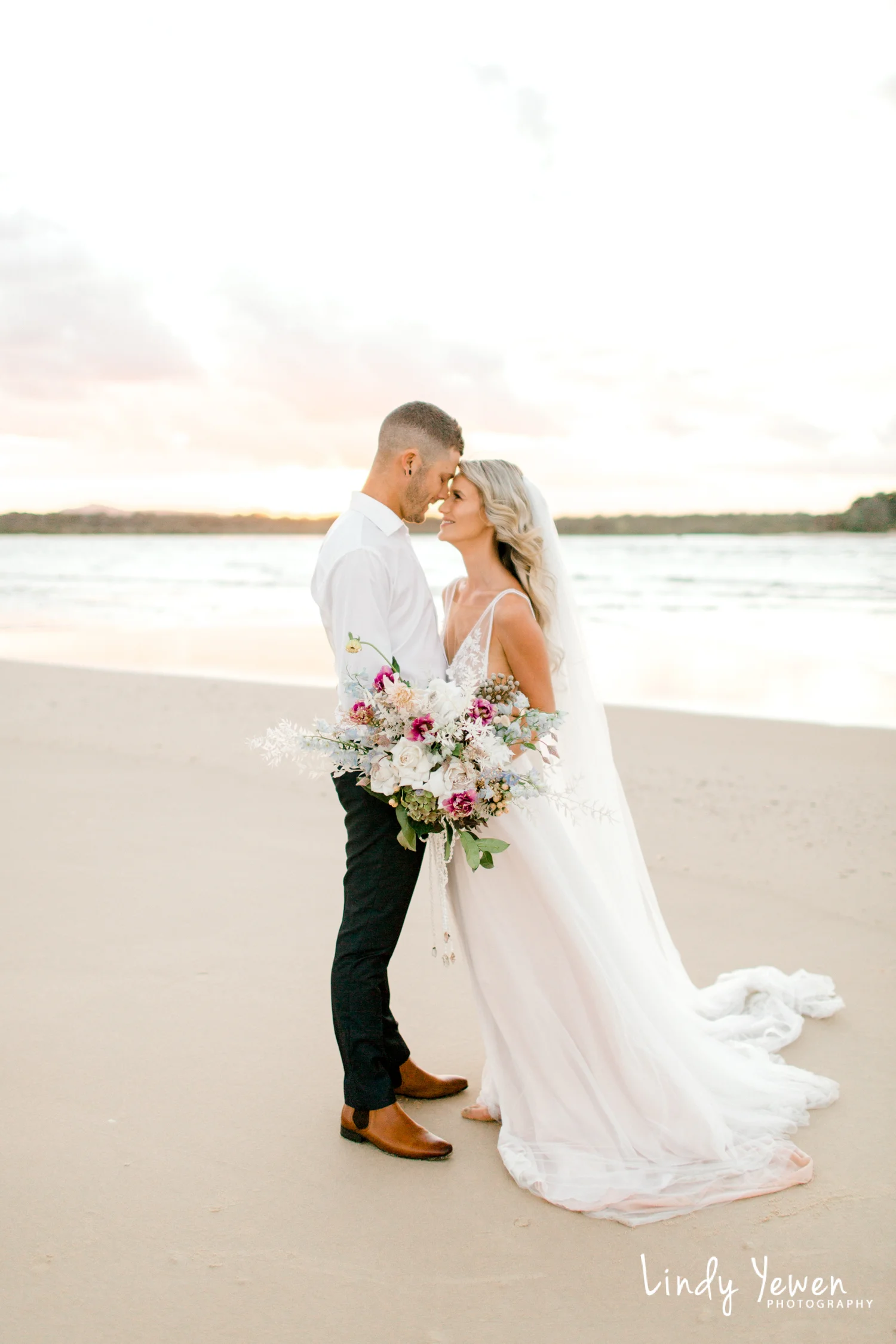 Lindy-Photography-Noosa-Weddings-Grace-Chris 285.jpg