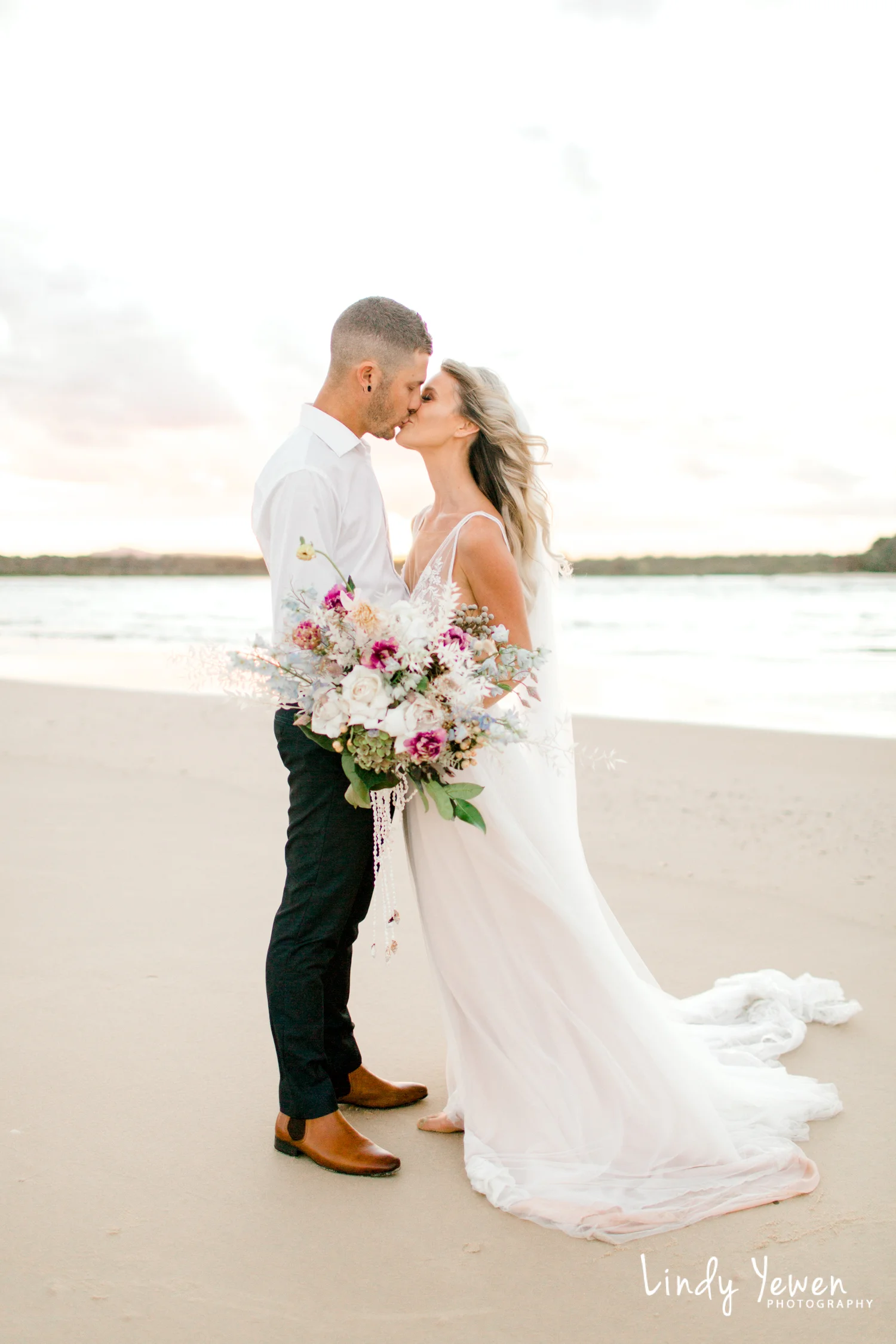 Lindy-Photography-Noosa-Weddings-Grace-Chris 288.jpg