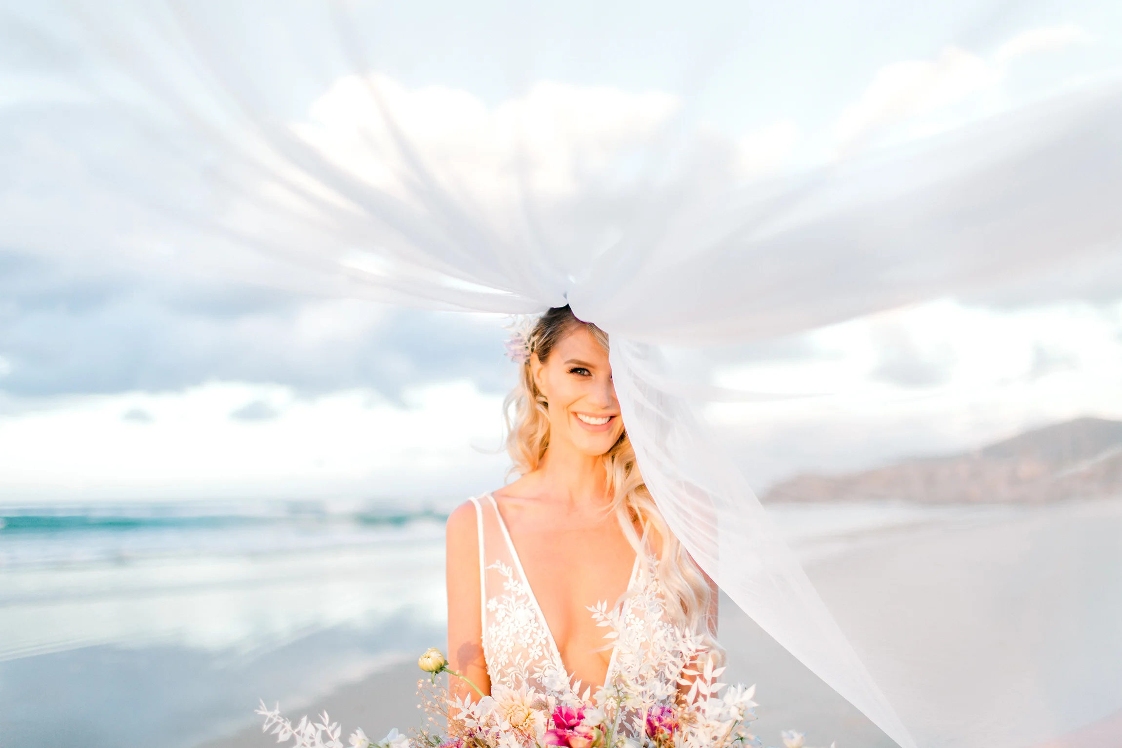 Sunshine Coast Wedding Photography packages to suit all budgets. One hours coverage to all day.