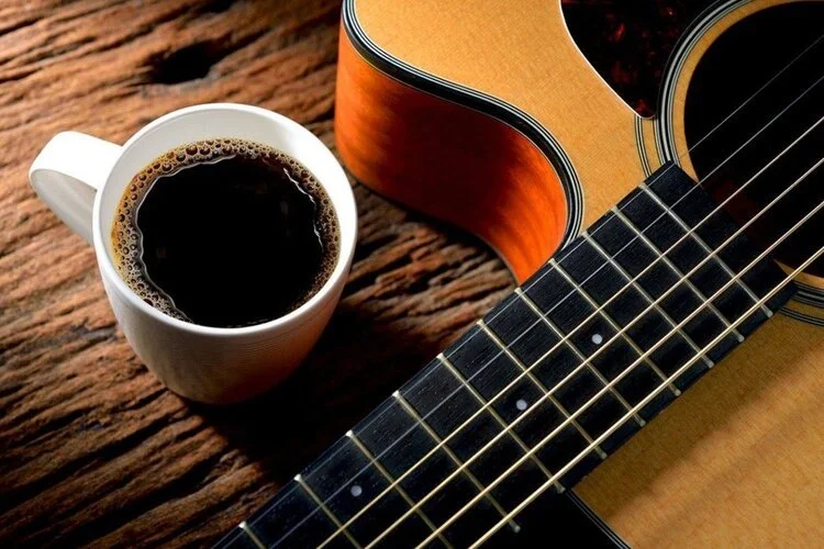 Singers &amp; Strummers Jam Session