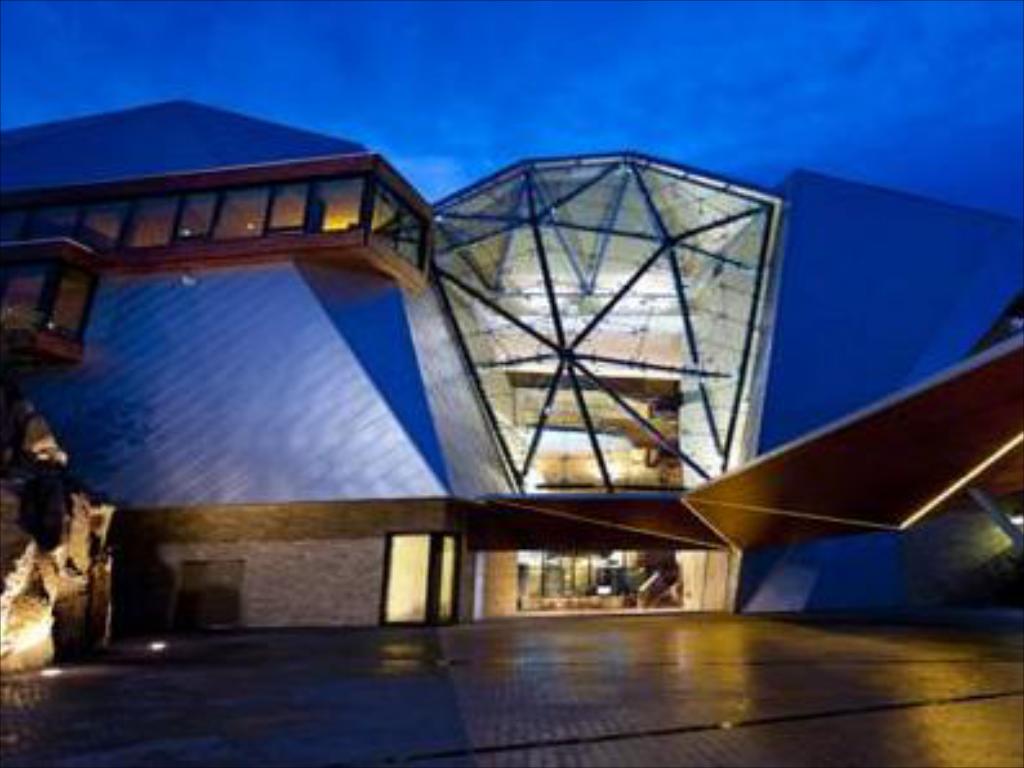 Sparkling Hill Resort