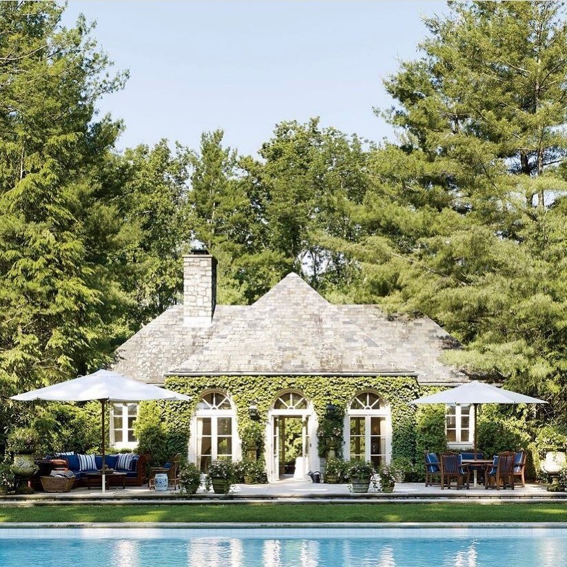 climbing vines &amp; towering pines! inspired by Ralph Lauren's picture-perfect pool house for the holiday weekend ahead. xx 

Photographed by @bjornwallander as seen in @archdigest #LucianaEmilia