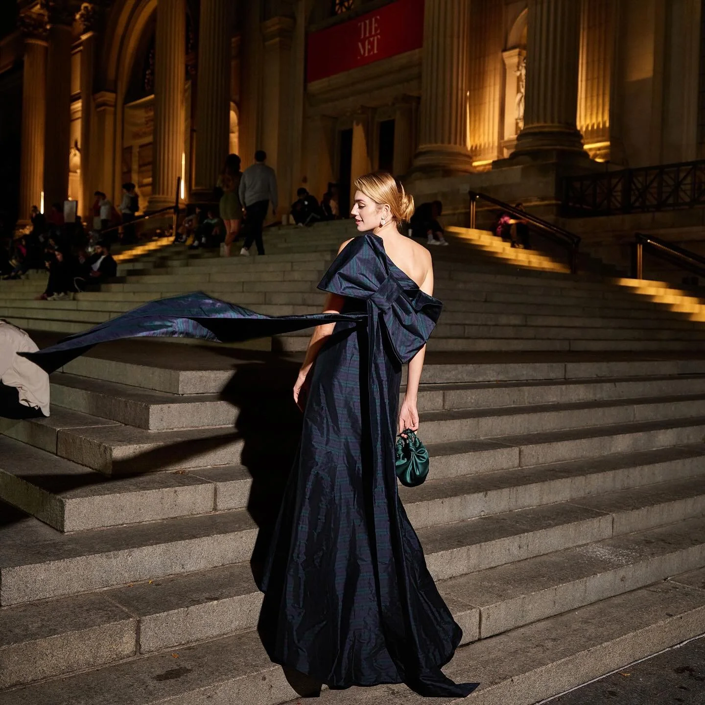 a New York night at The Met &mdash; where art meets couture. #LucianaEmilia
