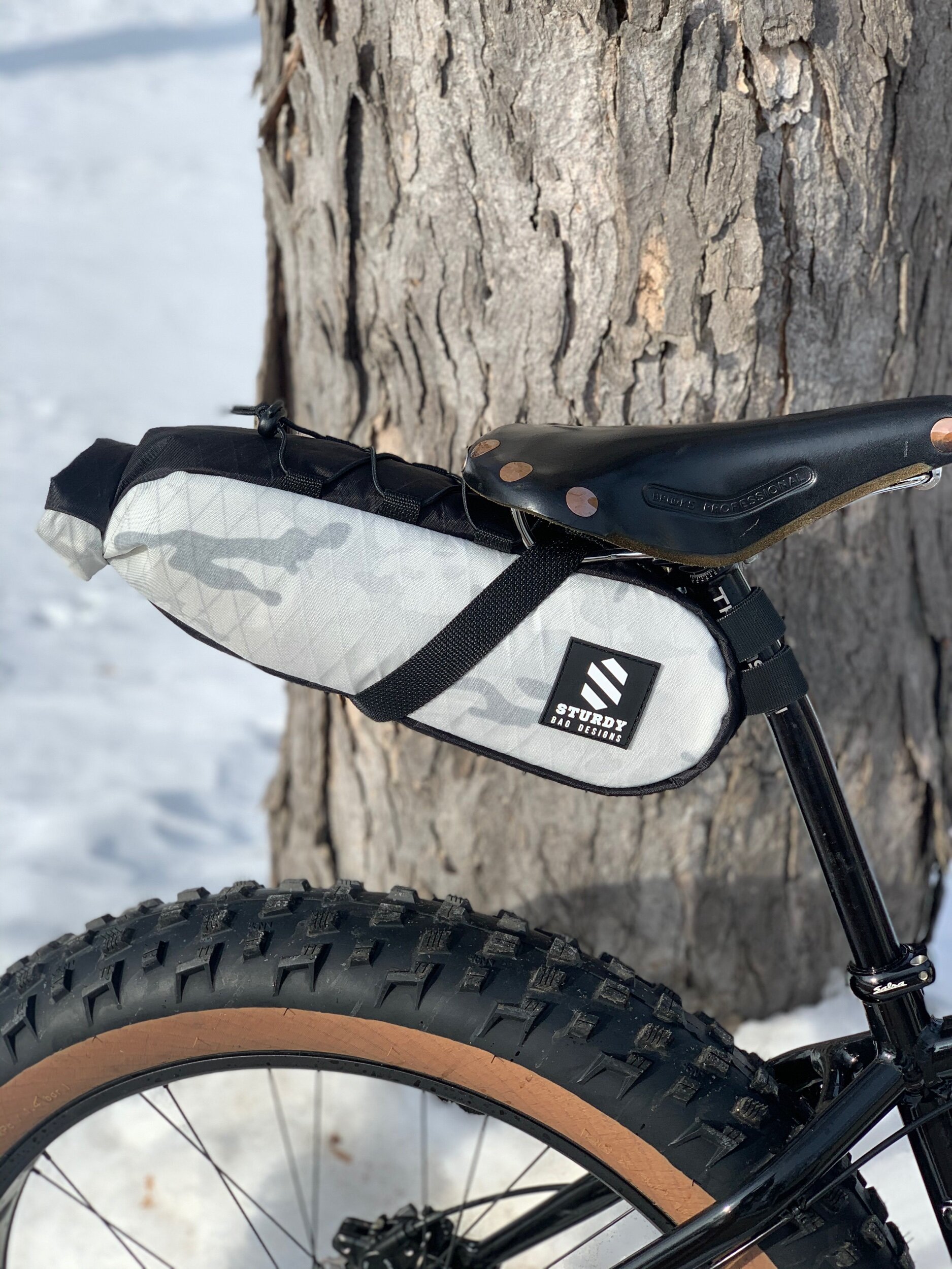 1C4A96BE-0CE1-4A08-9E41-2D4E4AF2E343